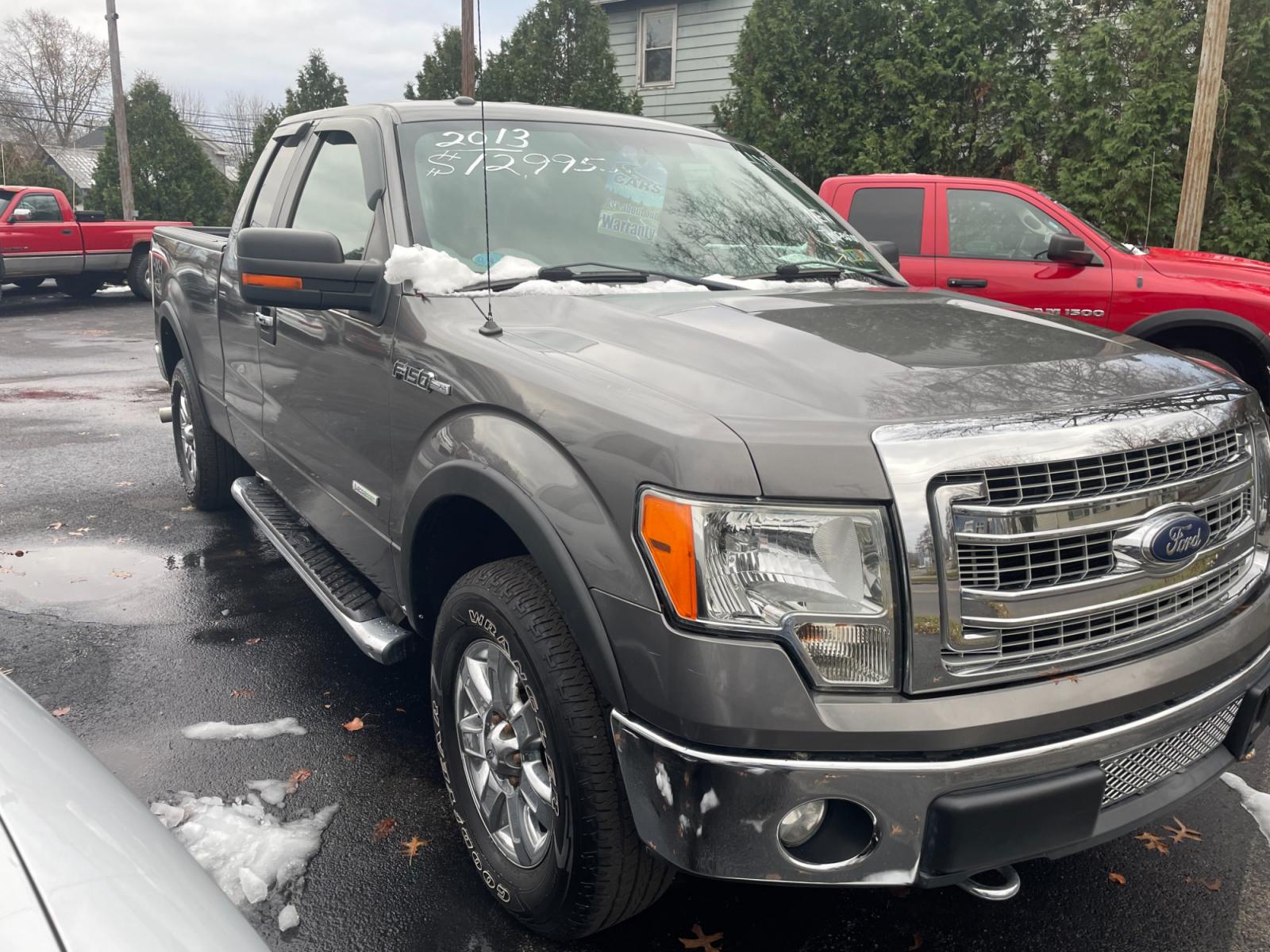 2013 silver Ford F-150 XLT SuperCab 6.5-ft. Bed 4WD (1FTFX1ET8DF) with an 3.5L V6 TURBO engine, 6-Speed Automatic transmission, located at 101 N. Main Street, Muncy, PA, 17756, (570) 546-5462, 41.207691, -76.785942 - Photo #2