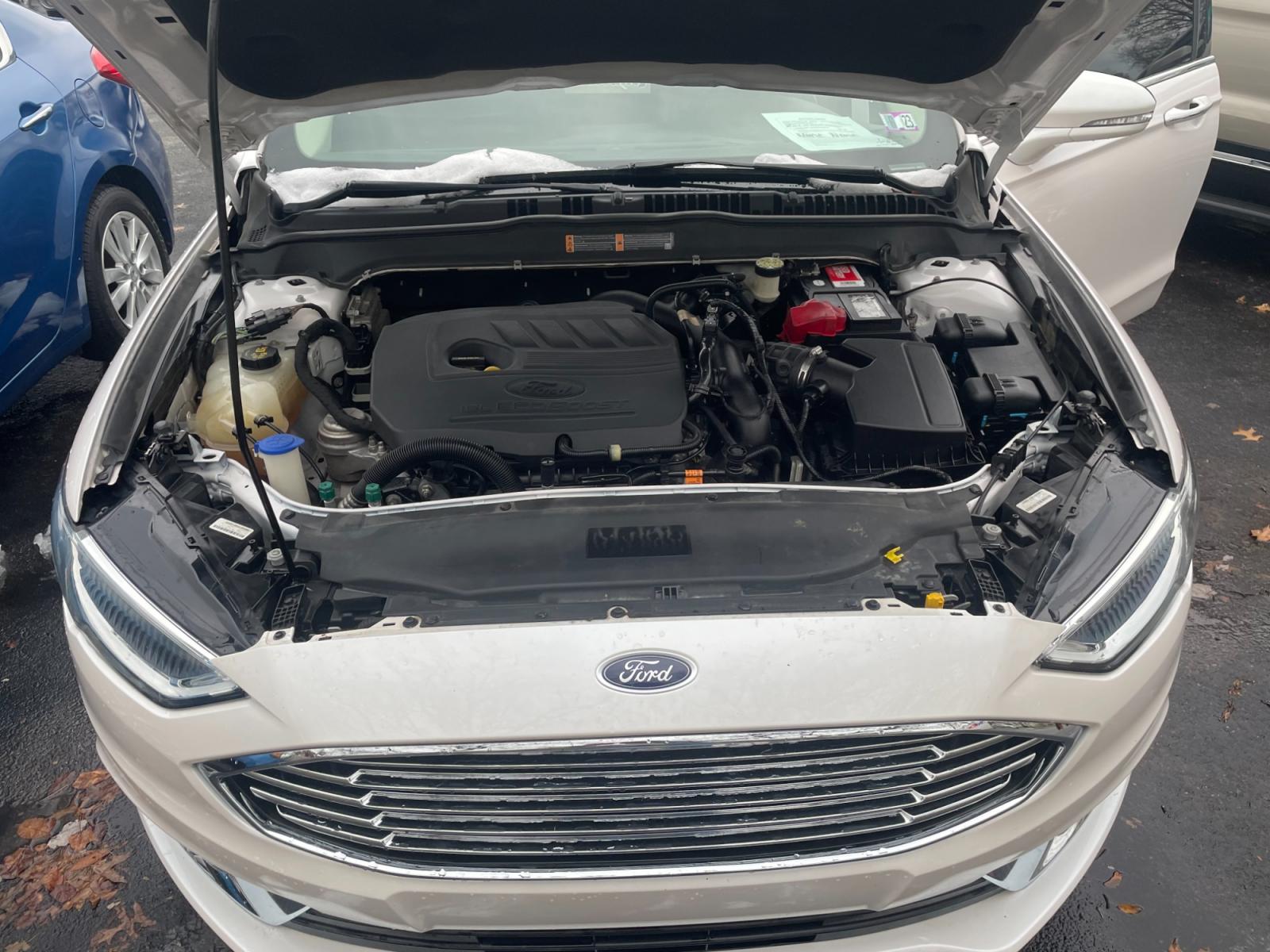 2017 White Ford Fusion SE (3FA6P0HD4HR) with an 1.5L L4 DOHC 16V engine, 6A transmission, located at 101 N. Main Street, Muncy, PA, 17756, (570) 546-5462, 41.207691, -76.785942 - Photo #7
