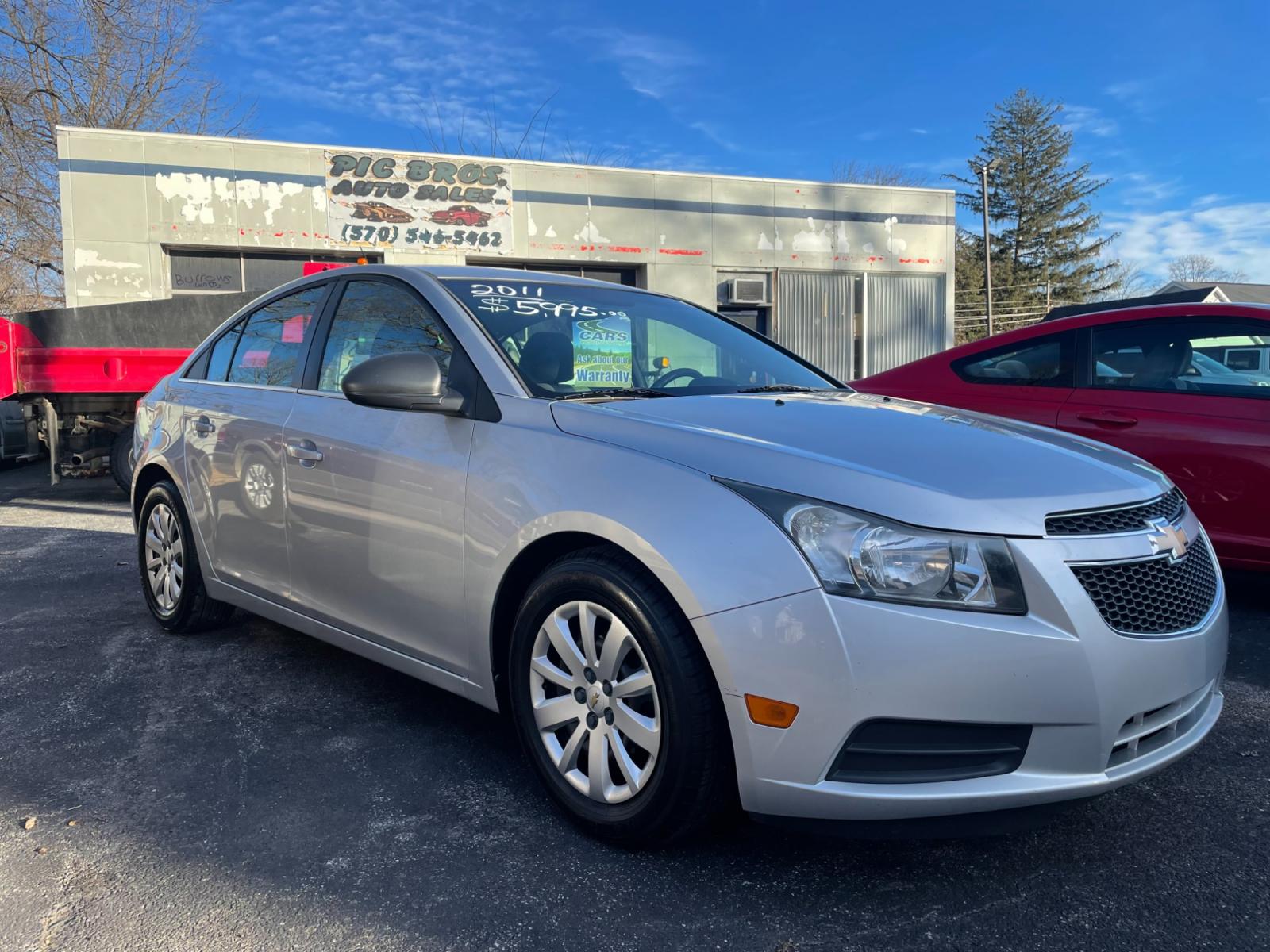 2011 silver Chevrolet Cruze 2LS (1G1PC5SH0B7) with an 1.8L L4 DOHC 16V FFV engine, 6-Speed Automatic transmission, located at 101 N. Main Street, Muncy, PA, 17756, (570) 546-5462, 41.207691, -76.785942 - Photo #0