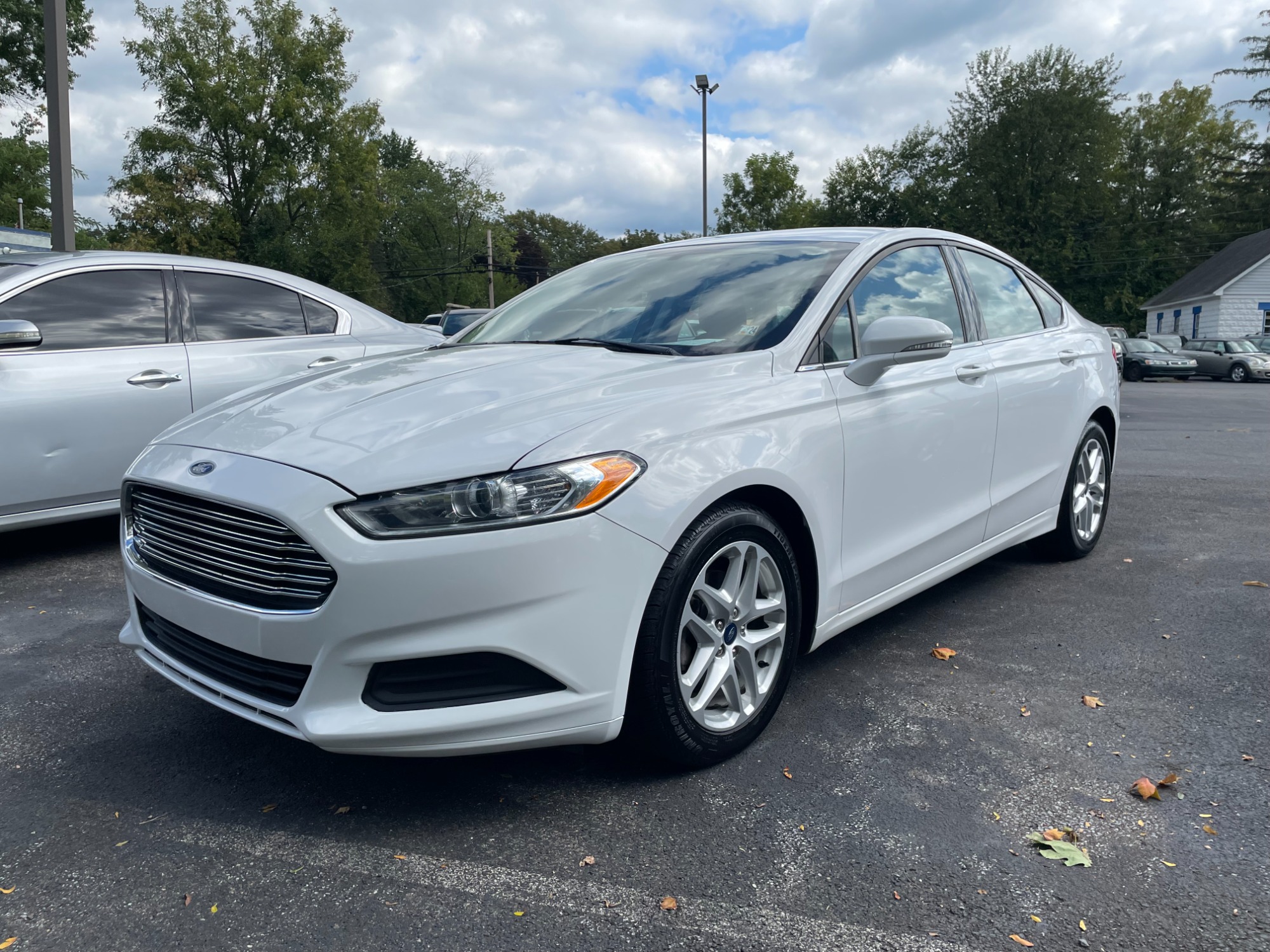 photo of 2015 Ford Fusion SE