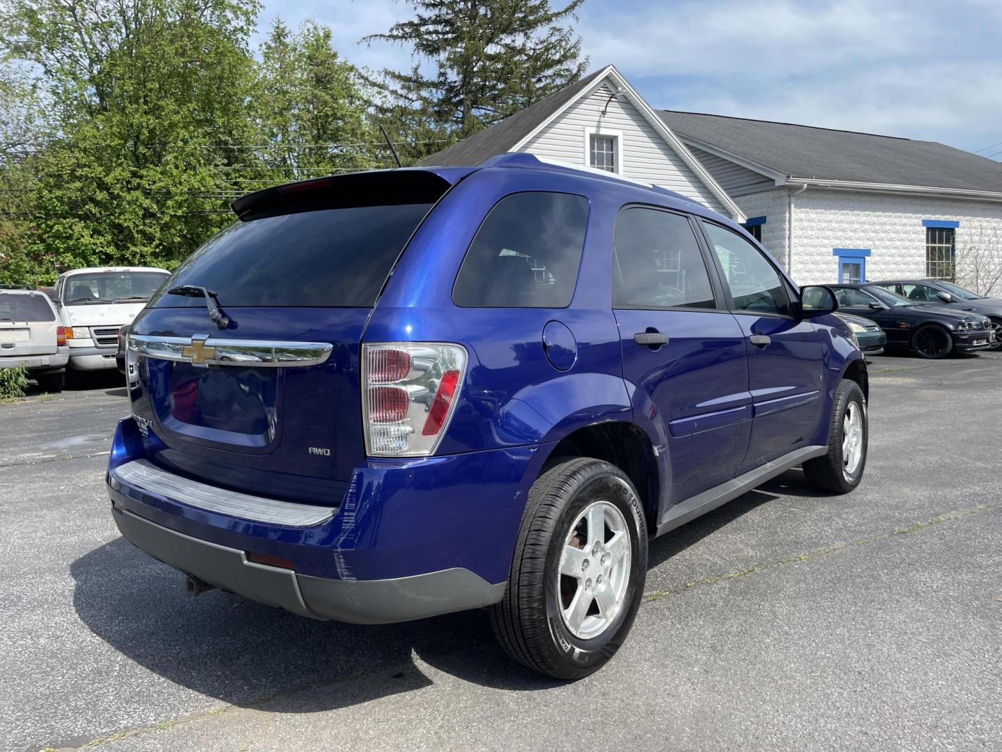 2007 blue Chevrolet Equinox LT1 AWD (2CNDL73F576) with an 3.4L V6 OHV 12V engine, 5-Speed Automatic transmission, located at 101 N. Main Street, Muncy, PA, 17756, (570) 546-5462, 41.207691, -76.785942 - Photo#3
