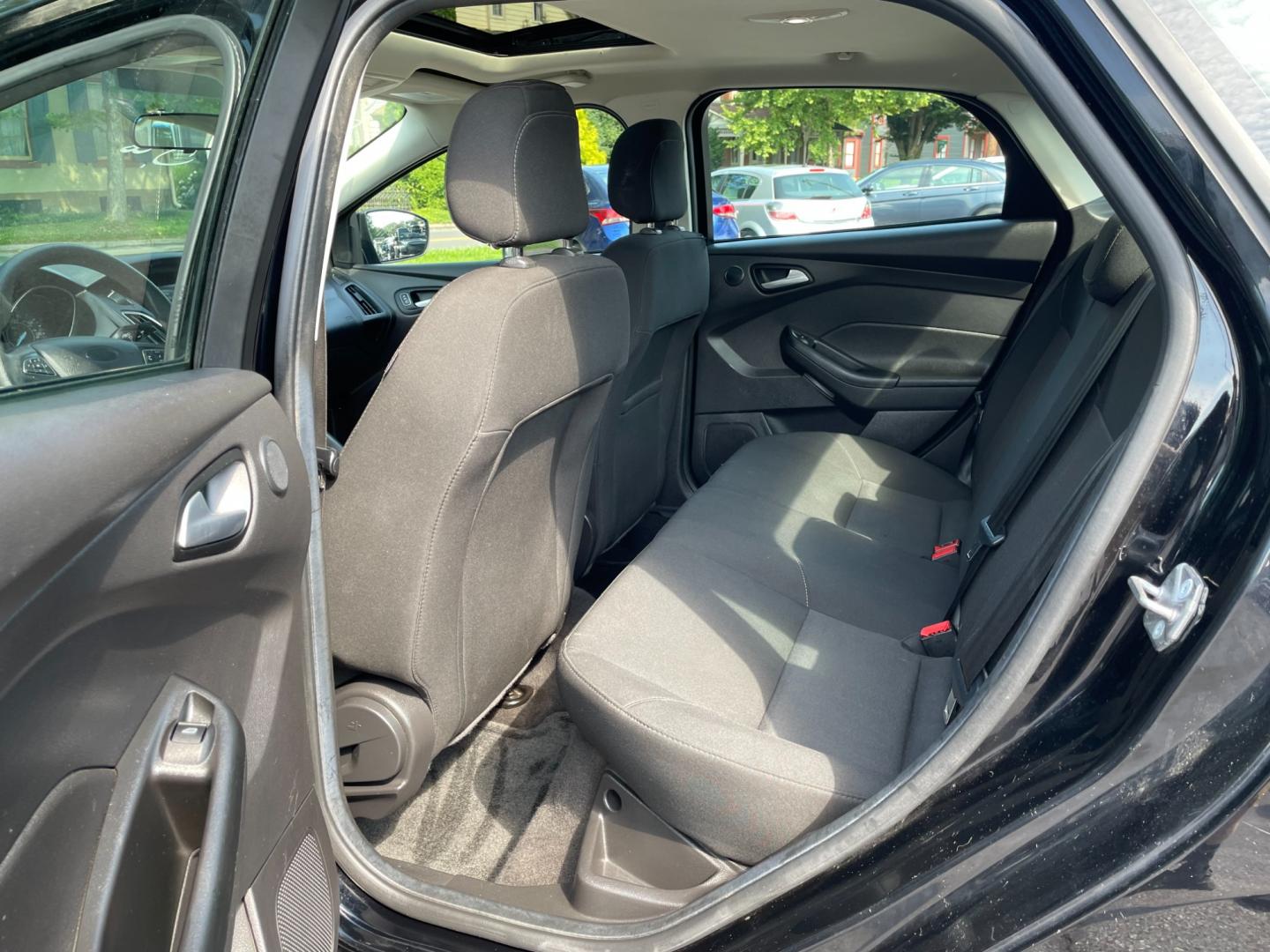 2018 black Ford Focus SEL Sedan (1FADP3H29JL) with an 2.0L L4 DOHC 16V engine, located at 101 N. Main Street, Muncy, PA, 17756, (570) 546-5462, 41.207691, -76.785942 - Photo#6