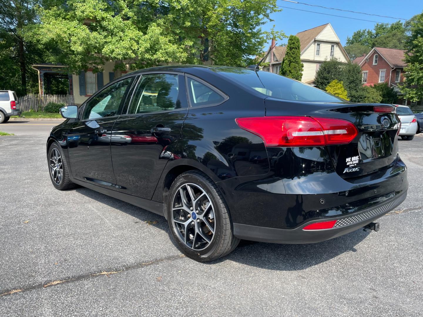 2018 black Ford Focus SEL Sedan (1FADP3H29JL) with an 2.0L L4 DOHC 16V engine, located at 101 N. Main Street, Muncy, PA, 17756, (570) 546-5462, 41.207691, -76.785942 - Photo#3