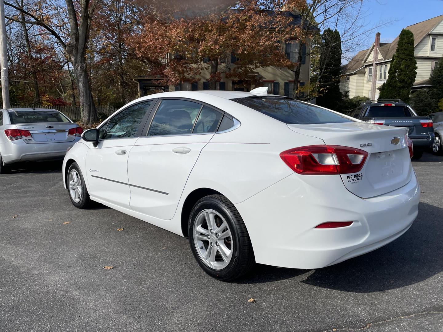 2017 White Chevrolet Cruze LT Auto (1G1BE5SM5H7) with an 1.4L L4 DOHC 16V TURBO engine, 6A transmission, located at 101 N. Main Street, Muncy, PA, 17756, (570) 546-5462, 41.207691, -76.785942 - Photo#3