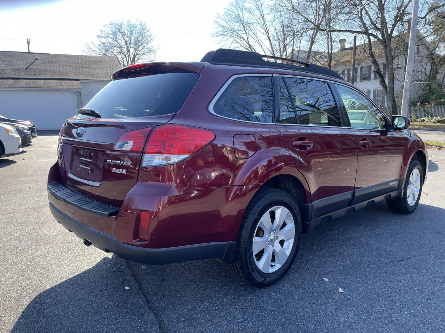 2011 Subaru Outback 2.5I Premium (4S4BRBCC6B3) with an 2.5L H4 DOHC 16V engine, Continuously Variable Transmisson transmission, located at 101 N. Main Street, Muncy, PA, 17756, (570) 546-5462, 41.207691, -76.785942 - Photo#3