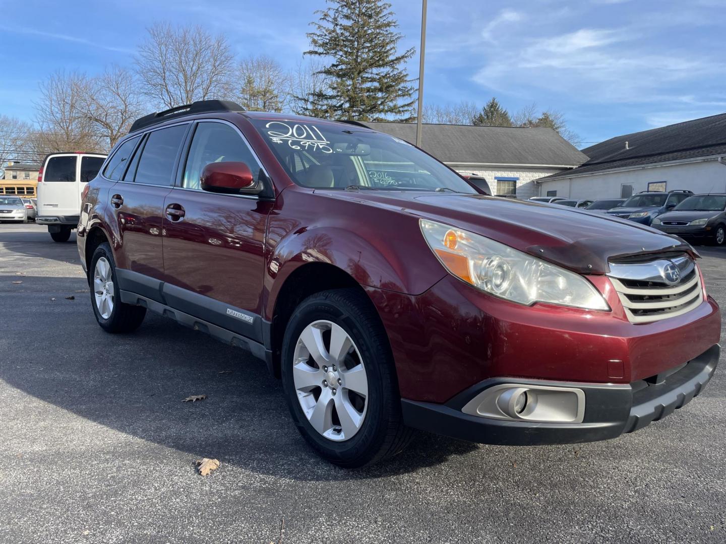 2011 Subaru Outback 2.5I Premium (4S4BRBCC6B3) with an 2.5L H4 DOHC 16V engine, Continuously Variable Transmisson transmission, located at 101 N. Main Street, Muncy, PA, 17756, (570) 546-5462, 41.207691, -76.785942 - Photo#1