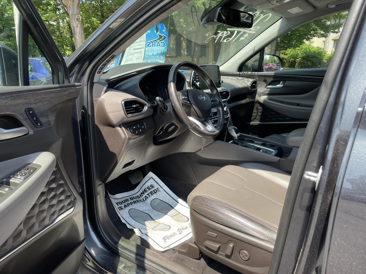 2020 Hyundai Santa Fe Ultimate 2.0T AWD (5NMS5CAA5LH) with an 2.0L L4 DOHC 16V TURBO engine, 6A transmission, located at 101 N. Main Street, Muncy, PA, 17756, (570) 546-5462, 41.207691, -76.785942 - Photo#7