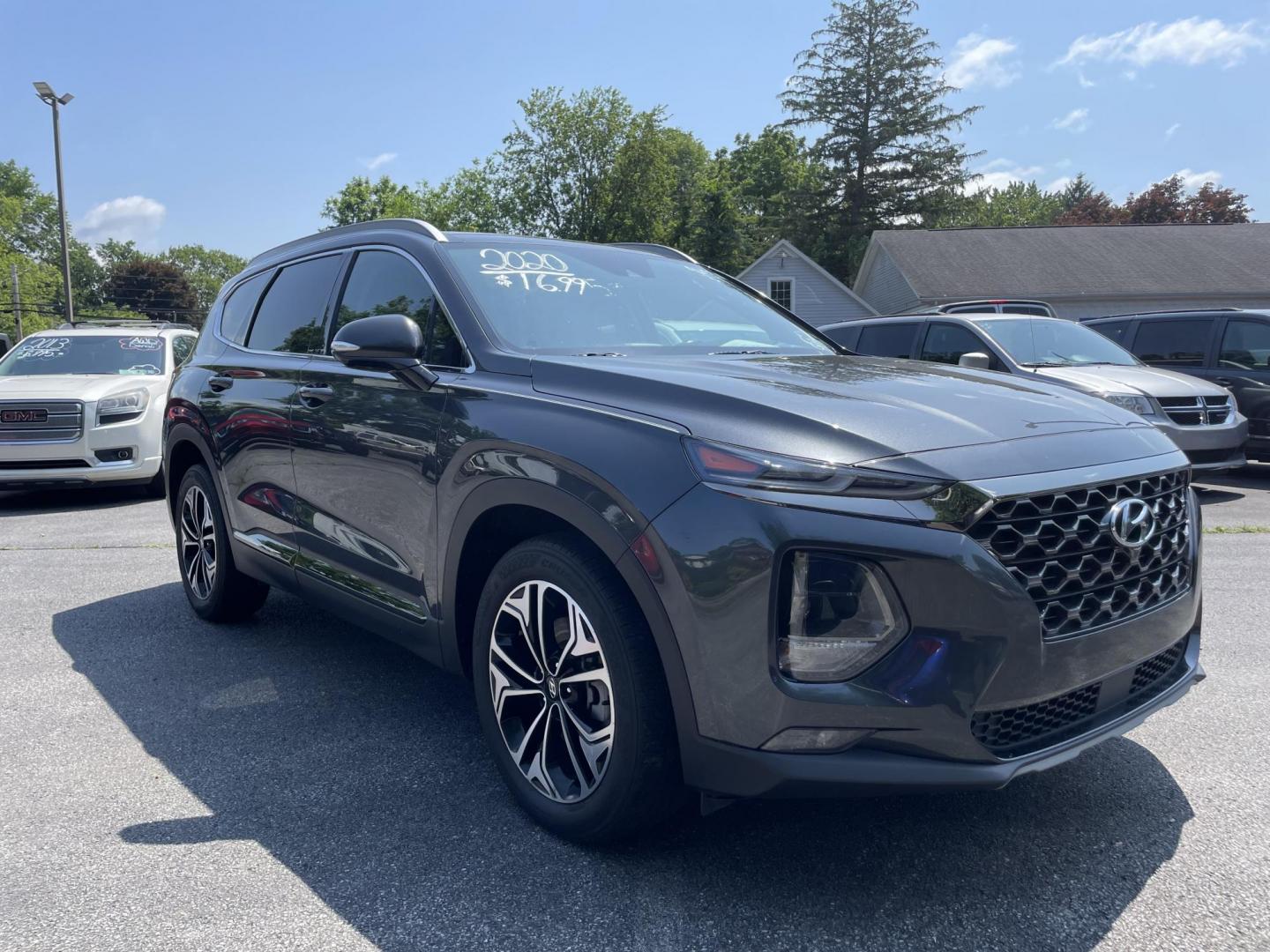 2020 Hyundai Santa Fe Ultimate 2.0T AWD (5NMS5CAA5LH) with an 2.0L L4 DOHC 16V TURBO engine, 6A transmission, located at 101 N. Main Street, Muncy, PA, 17756, (570) 546-5462, 41.207691, -76.785942 - Photo#1