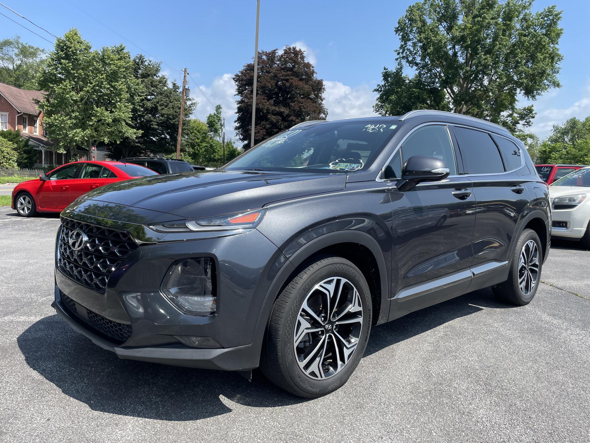 photo of 2020 Hyundai Santa Fe Ultimate 2.0T AWD