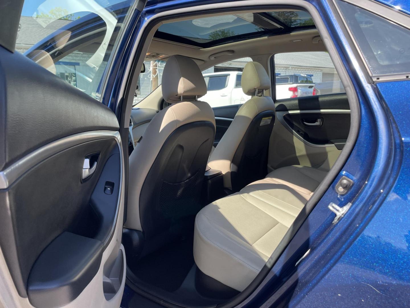 2013 blue /tan Hyundai Elantra GT A/T (KMHD35LE9DU) with an 1.8L L4 16V DOHC engine, 6-Speed Automatic transmission, located at 101 N. Main Street, Muncy, PA, 17756, (570) 546-5462, 41.207691, -76.785942 - Photo#7