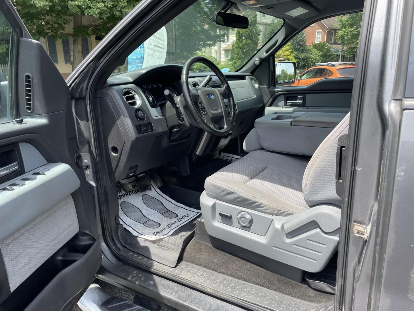 2013 Ford F-150 FX4 with an 3.5L Eco Boost engine, Automatic Overdrive transmission, located at 101 N. Main Street, Muncy, PA, 17756, (570) 546-5462, 41.207691, -76.785942 - Photo#4