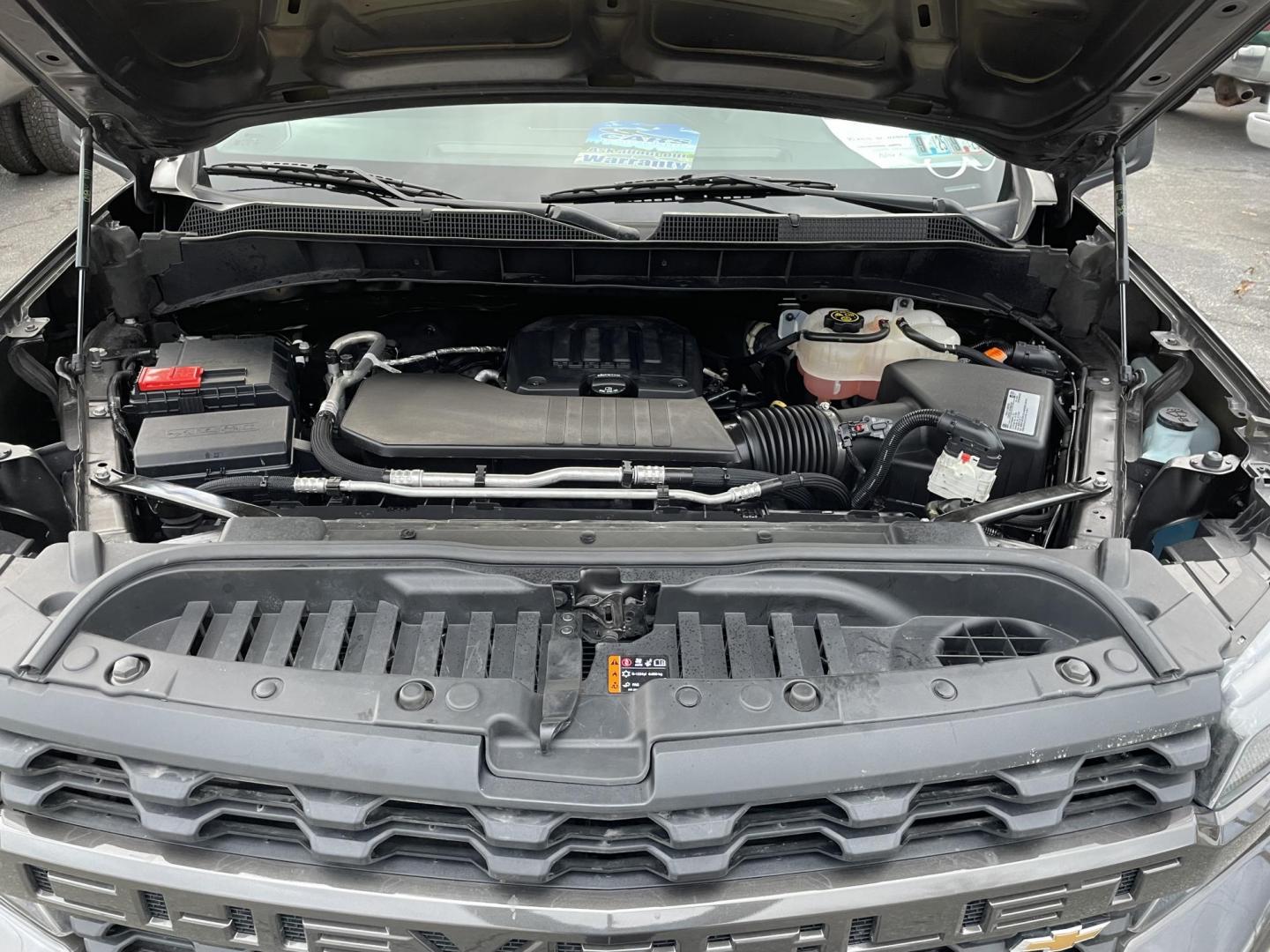 2021 Chevrolet Silverado 1500 Custom Crew Cab Short Box 4WD (3GCPYBEK8MG) with an 2.7L L4 DOHC 16V TURBO engine, 6A transmission, located at 101 N. Main Street, Muncy, PA, 17756, (570) 546-5462, 41.207691, -76.785942 - Photo#8