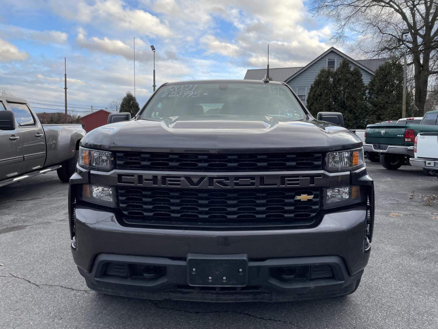 2021 Chevrolet Silverado 1500 Custom Crew Cab Short Box 4WD (3GCPYBEK8MG) with an 2.7L L4 DOHC 16V TURBO engine, 6A transmission, located at 101 N. Main Street, Muncy, PA, 17756, (570) 546-5462, 41.207691, -76.785942 - Photo#4