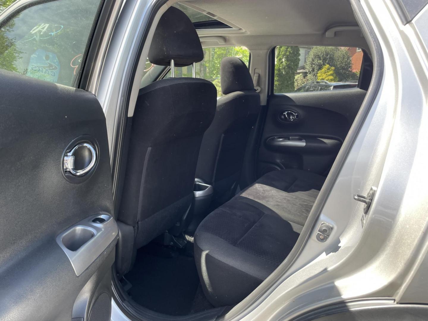 2011 silver /black Nissan Juke S AWD (JN8AF5MV7BT) with an 1.6L L4 DOHC 16V engine, CVT transmission, located at 101 N. Main Street, Muncy, PA, 17756, (570) 546-5462, 41.207691, -76.785942 - Photo#5