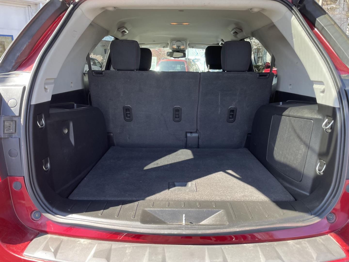 2014 burgandy Chevrolet Equinox 1LT AWD (2GNFLFEK3E6) with an 2.4L L4 DOHC 16V FFV engine, 6-Speed Automatic transmission, located at 101 N. Main Street, Muncy, PA, 17756, (570) 546-5462, 41.207691, -76.785942 - Photo#7