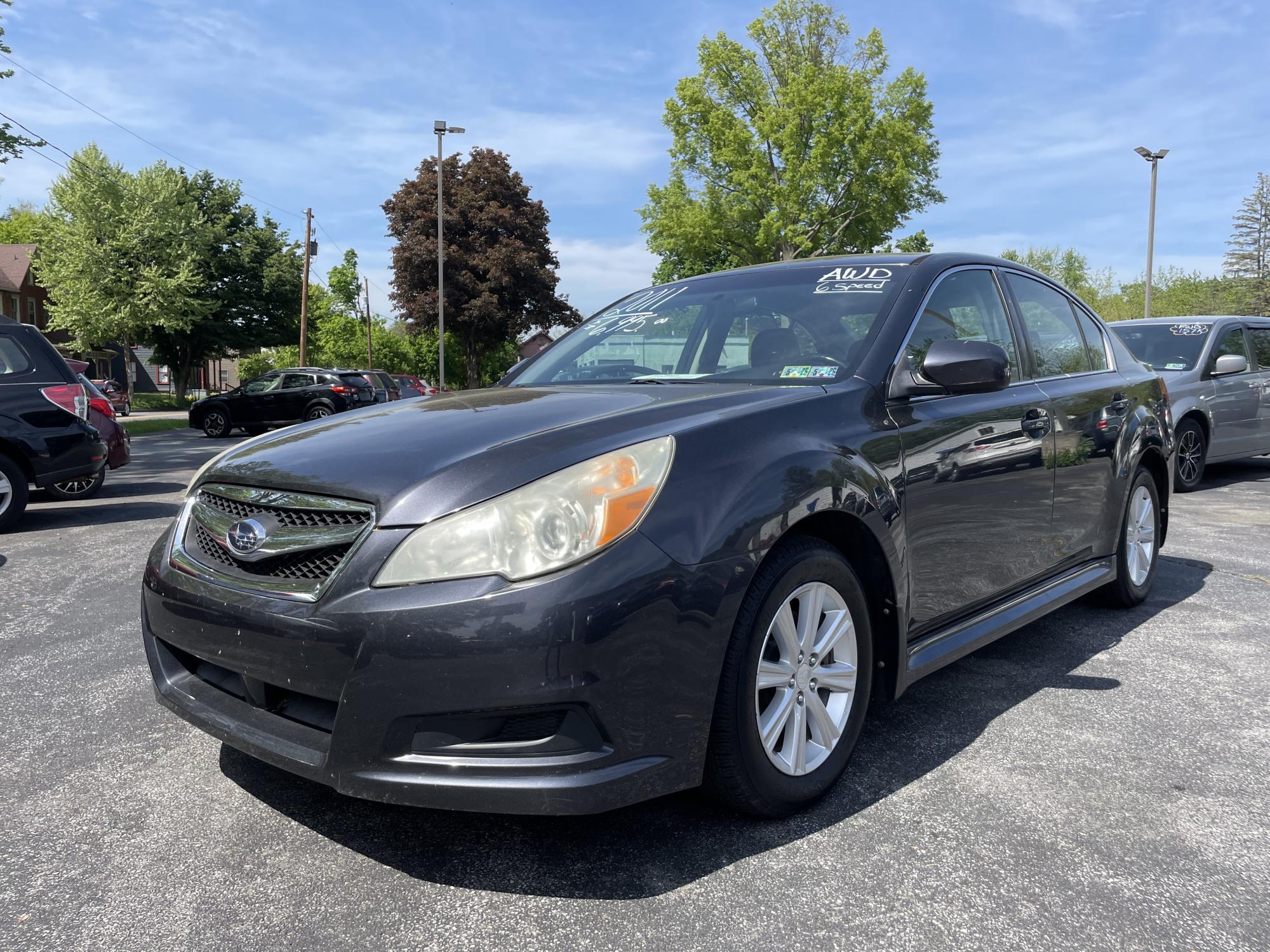 photo of 2011 Subaru Legacy 2.5i Premium
