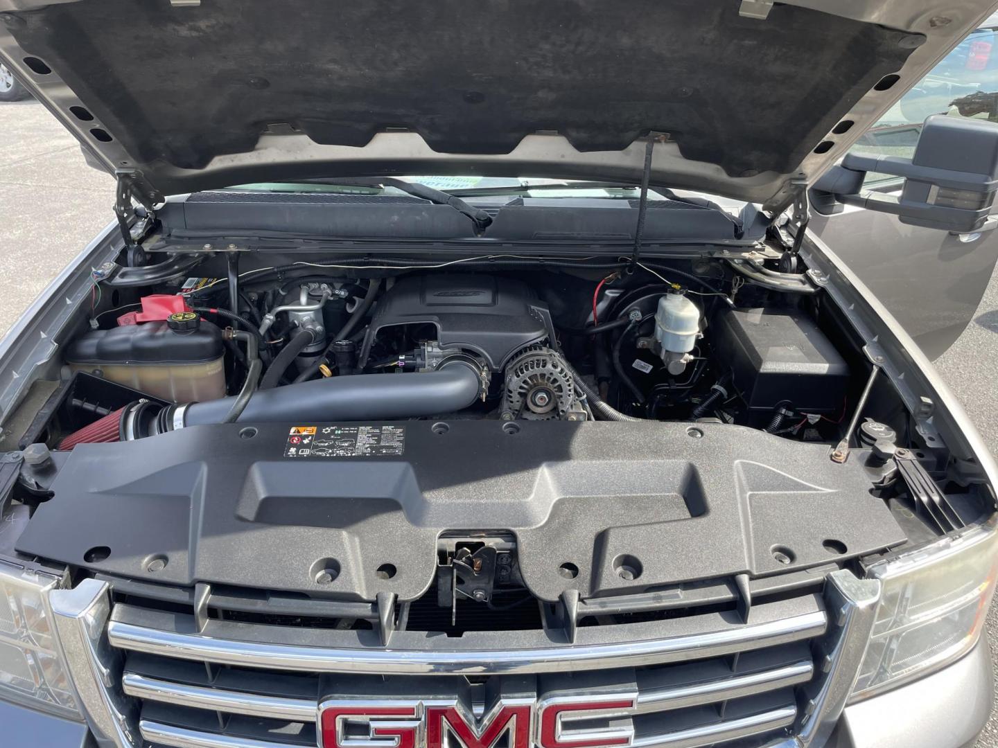 2012 GMC Sierra 1500 SLE Crew Cab 4WD (3GTP2VE79CG) with an 5.3L V8 OHV 16V FFV engine, 6-Speed Automatic transmission, located at 101 N. Main Street, Muncy, PA, 17756, (570) 546-5462, 41.207691, -76.785942 - Photo#7