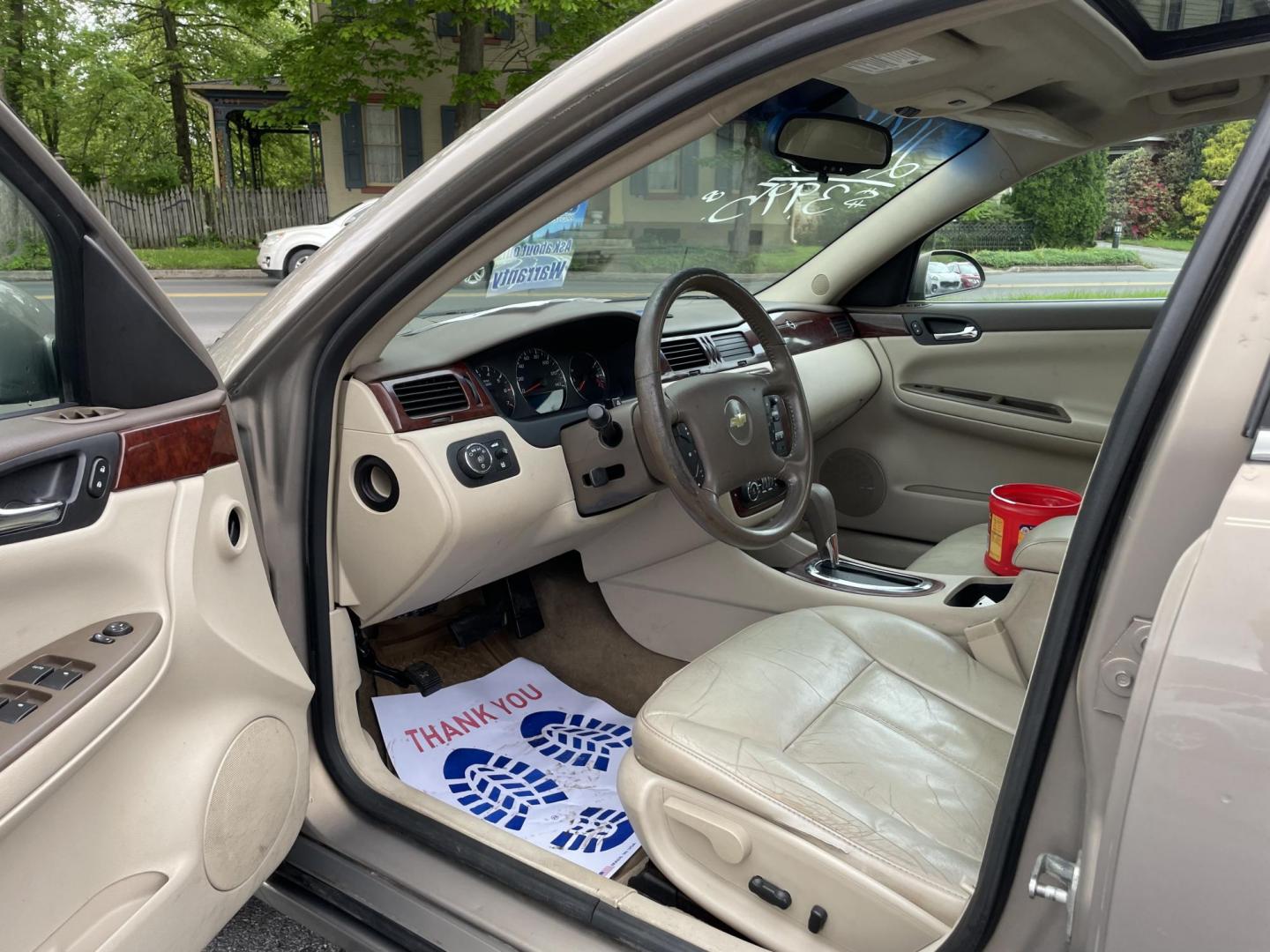2006 Chevrolet Impala 3LT (2G1WC581669) with an 3.9L V6 OHV 12V engine, 4-Speed Automatic Overdrive transmission, located at 101 N. Main Street, Muncy, PA, 17756, (570) 546-5462, 41.207691, -76.785942 - Photo#4