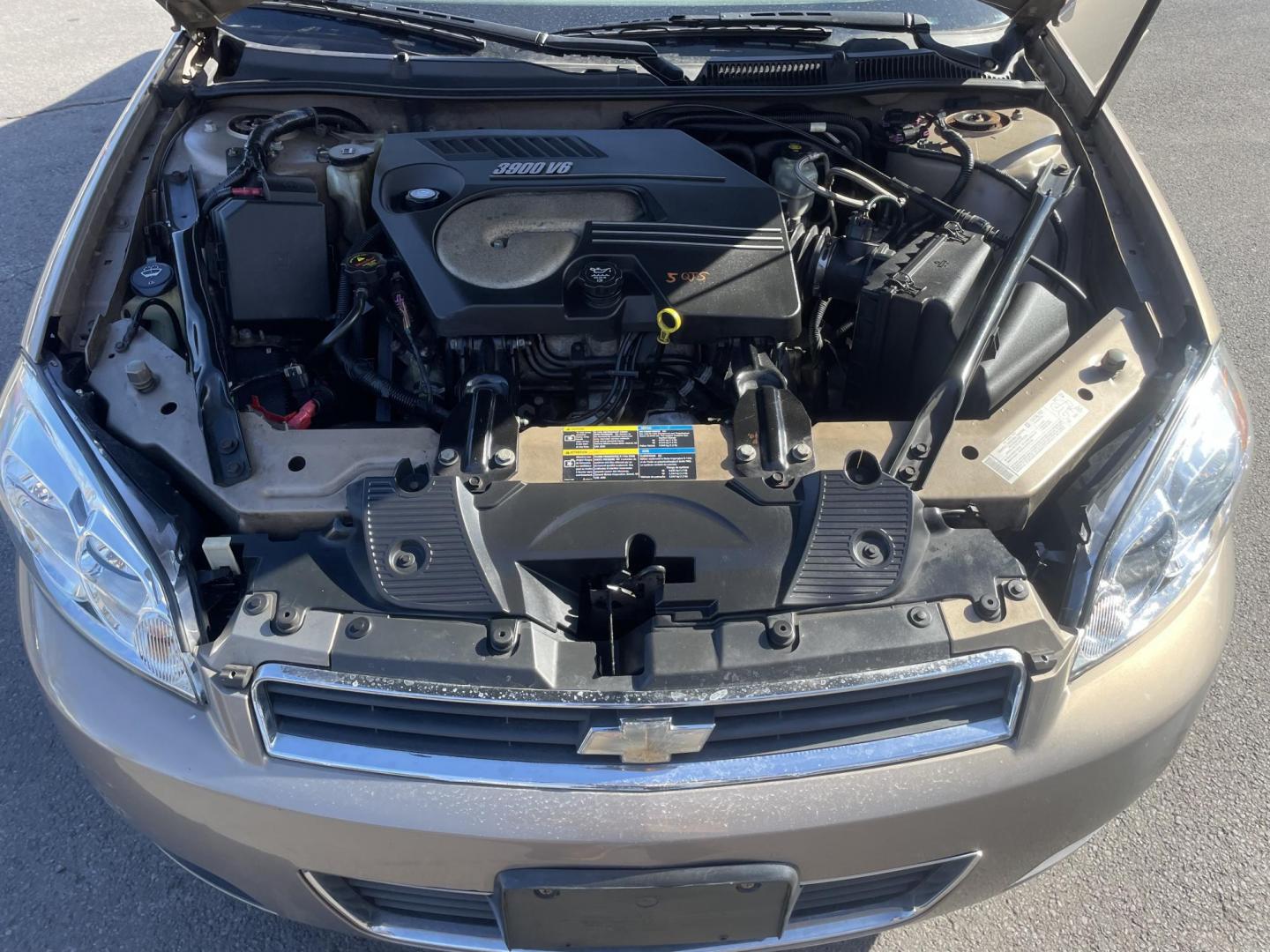 2006 Chevrolet Impala 3LT (2G1WC581669) with an 3.9L V6 OHV 12V engine, 4-Speed Automatic Overdrive transmission, located at 101 N. Main Street, Muncy, PA, 17756, (570) 546-5462, 41.207691, -76.785942 - Photo#7