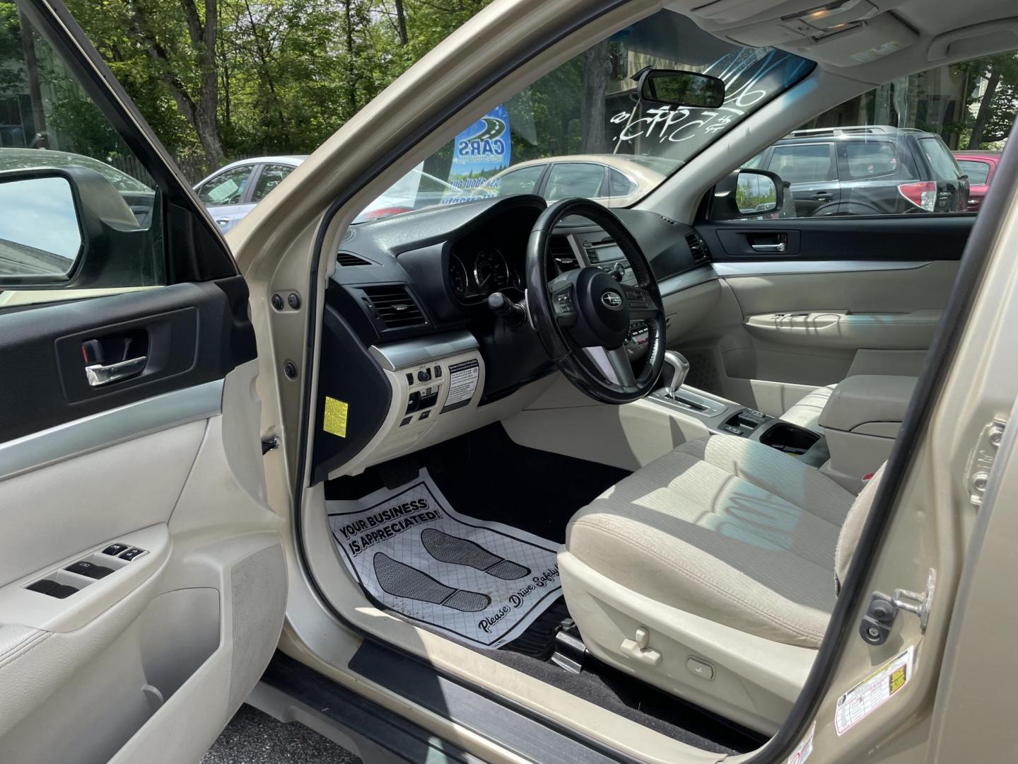 2010 Subaru Outback 2.5I Premium (4S4BRBCCXA3) with an 2.5L H4 DOHC 16V engine, Continuously Variable Transmisson transmission, located at 101 N. Main Street, Muncy, PA, 17756, (570) 546-5462, 41.207691, -76.785942 - Photo#4
