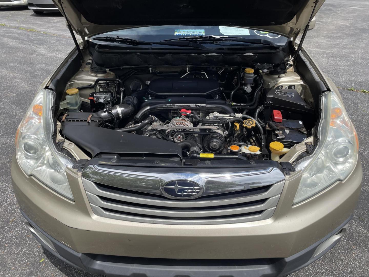 2010 Subaru Outback 2.5I Premium (4S4BRBCCXA3) with an 2.5L H4 DOHC 16V engine, Continuously Variable Transmisson transmission, located at 101 N. Main Street, Muncy, PA, 17756, (570) 546-5462, 41.207691, -76.785942 - Photo#7
