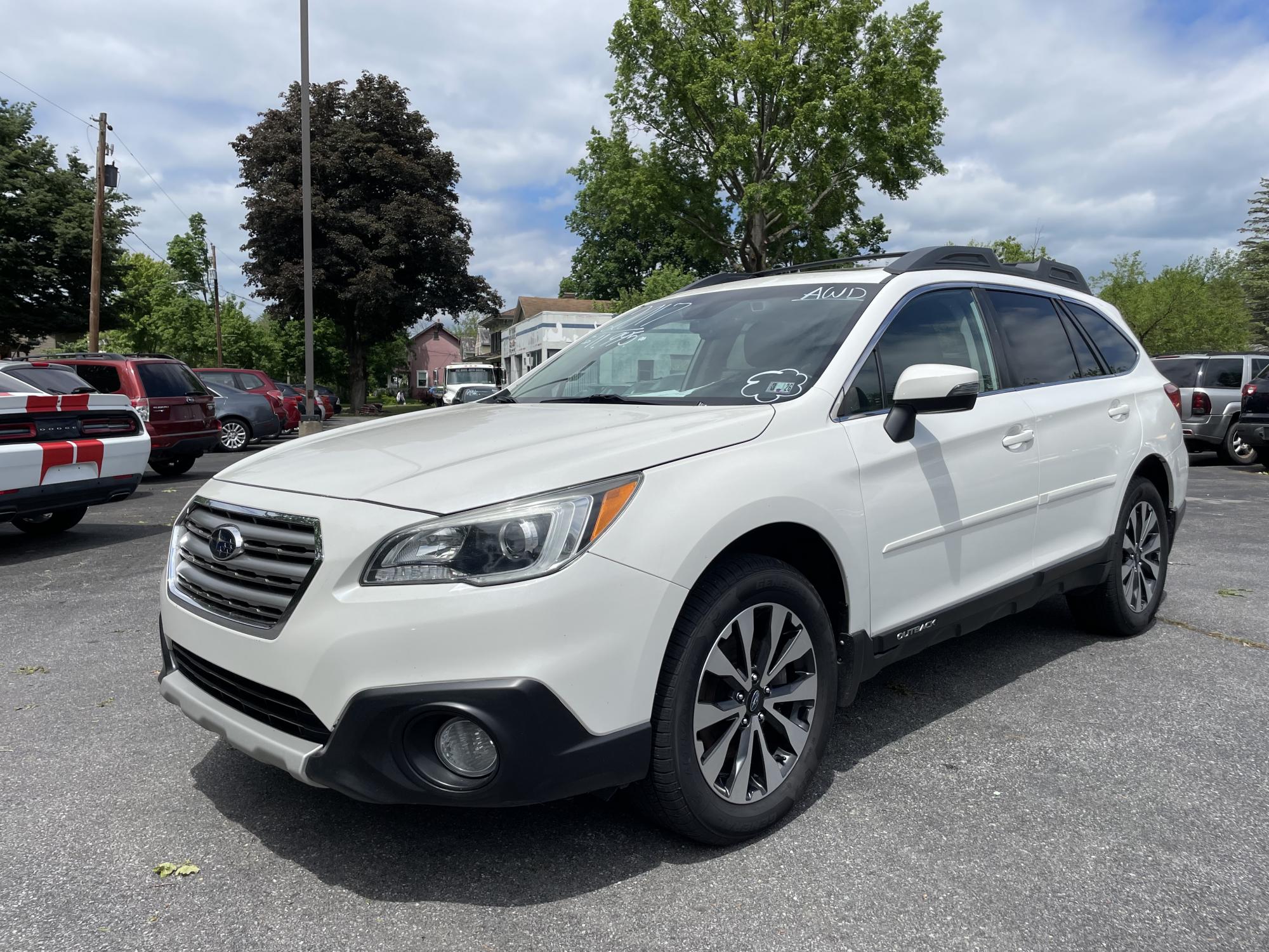 photo of 2017 Subaru Outback 2.5i Limited