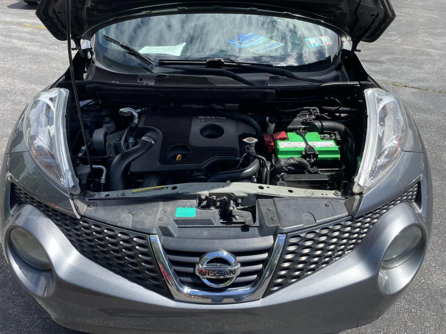 2011 Nissan Juke SL AWD (JN8AF5MV0BT) with an 1.6L L4 DOHC 16V engine, CVT transmission, located at 101 N. Main Street, Muncy, PA, 17756, (570) 546-5462, 41.207691, -76.785942 - Photo#7