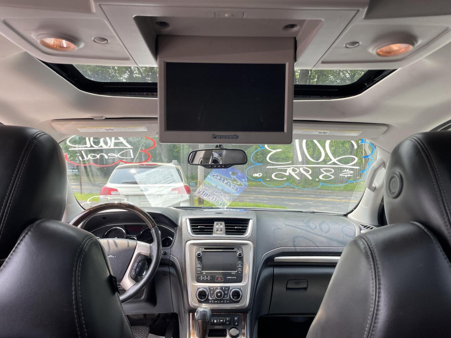 2013 White /black GMC Acadia Denali AWD (1GKKVTKD8DJ) with an 3.6L V6 DOHC 24V engine, 6-Speed Automatic transmission, located at 101 N. Main Street, Muncy, PA, 17756, (570) 546-5462, 41.207691, -76.785942 - Photo#9