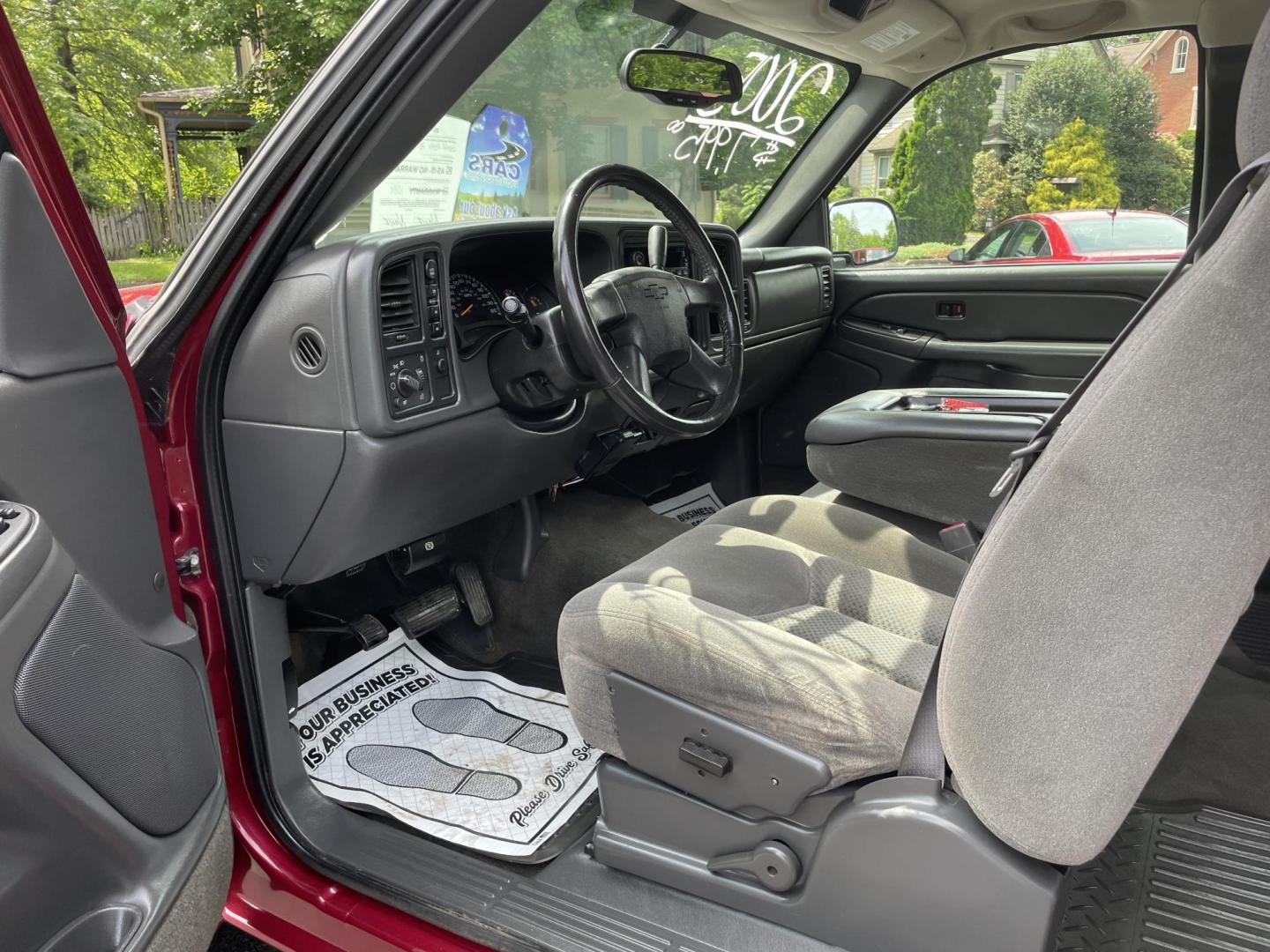 2005 burgandy Chevrolet Silverado 1500 Ext. Cab Long Bed 4WD (2GCEK19B251) with an 5.3L V8 OHV 16V engine, 4-Speed Automatic Overdrive transmission, located at 101 N. Main Street, Muncy, PA, 17756, (570) 546-5462, 41.207691, -76.785942 - Photo#6