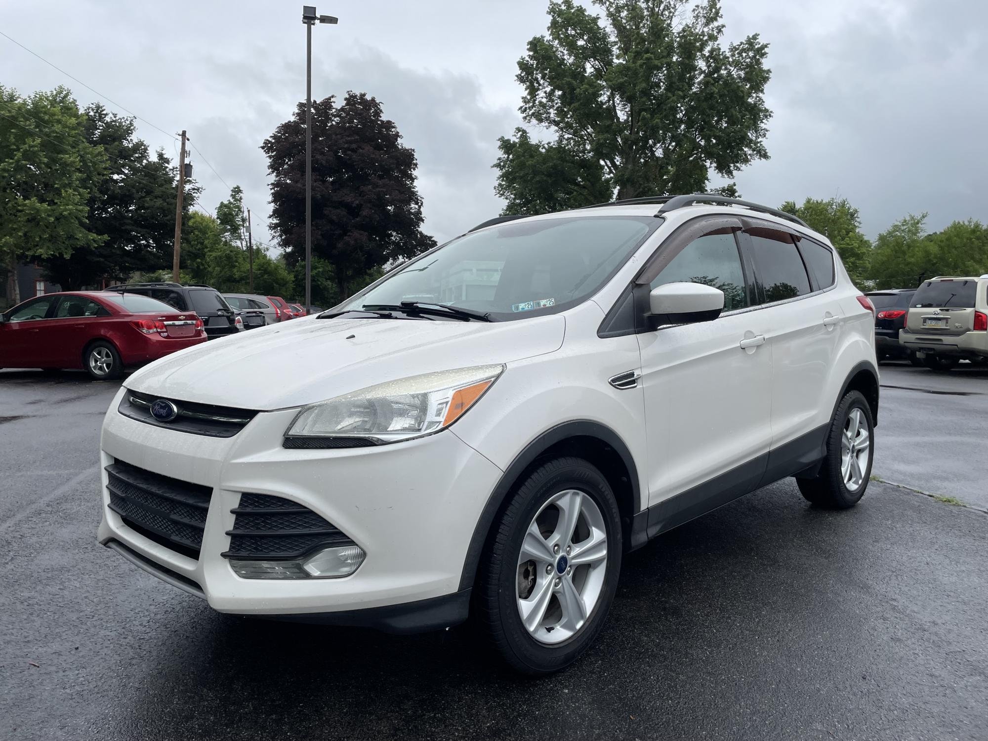 photo of 2014 Ford Escape SE 4WD