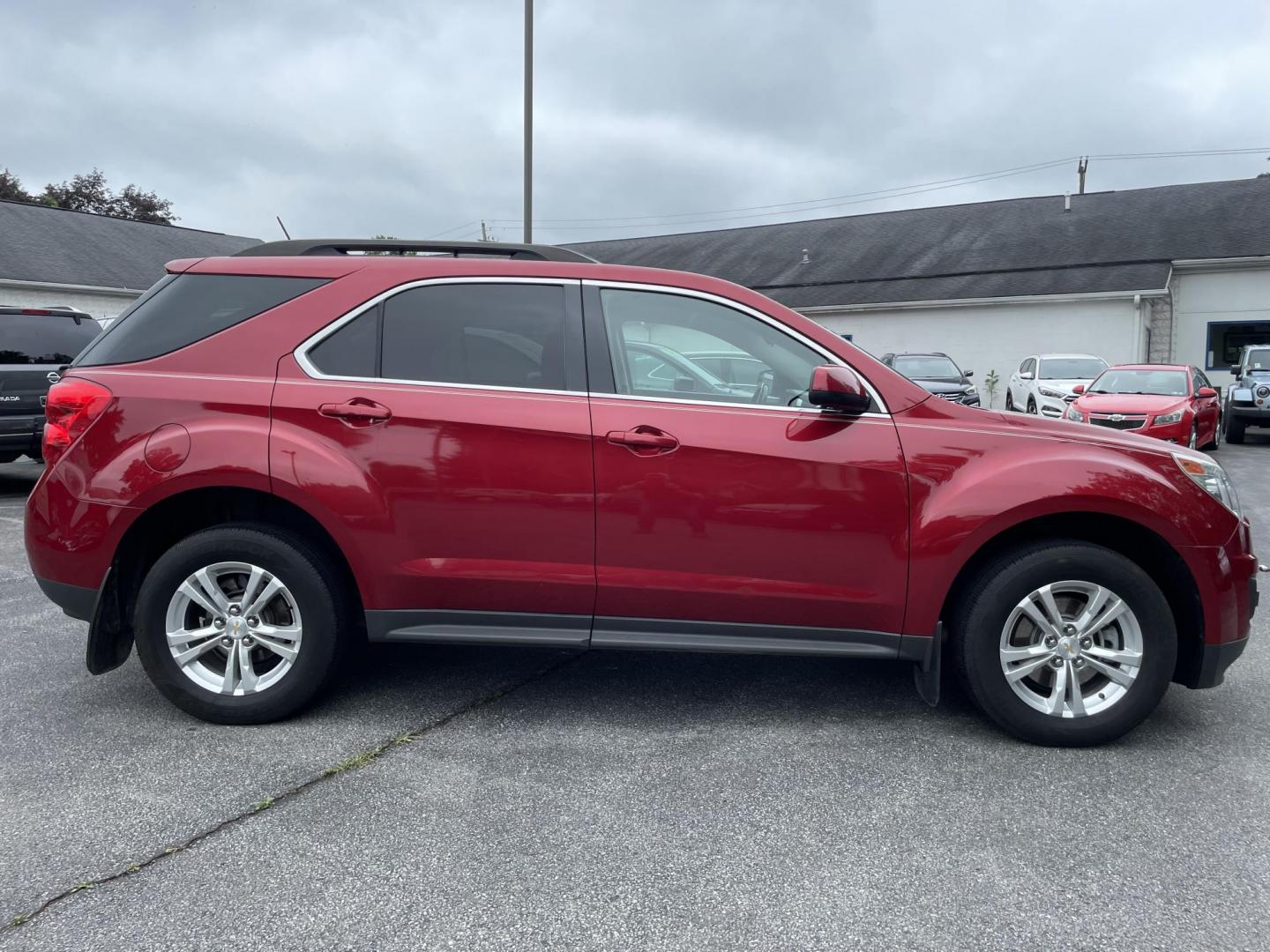 2013 Chevrolet Equinox 1LT AWD (2GNFLEEK4D6) with an 2.4L L4 DOHC 16V engine, 6-Speed Automatic transmission, located at 101 N. Main Street, Muncy, PA, 17756, (570) 546-5462, 41.207691, -76.785942 - Photo#2