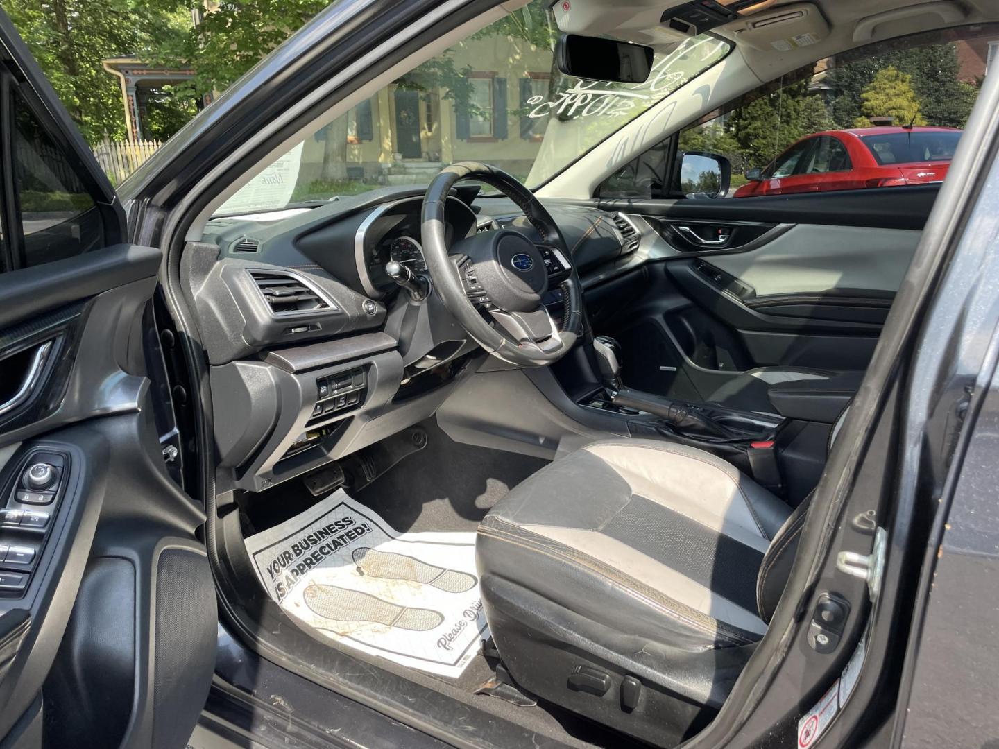 2018 Subaru Crosstrek 2.0i Limited CVT (JF2GTAMC1JH) with an 2.0L L4 DOHC 16V engine, CVT transmission, located at 101 N. Main Street, Muncy, PA, 17756, (570) 546-5462, 41.207691, -76.785942 - Photo#5