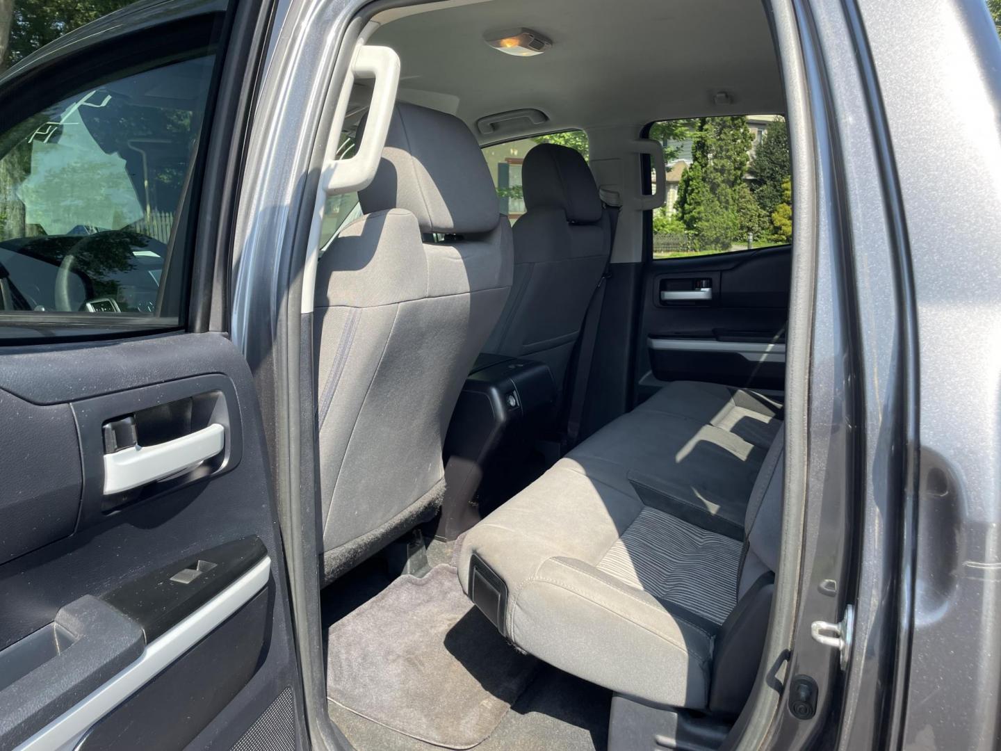 2014 Toyota Tundra SR5 5.7L V8 Double Cab 4WD (5TFUY5F15EX) with an 5.7L V8 DOHC 32V engine, 6-Speed Automatic transmission, located at 101 N. Main Street, Muncy, PA, 17756, (570) 546-5462, 41.207691, -76.785942 - Photo#6