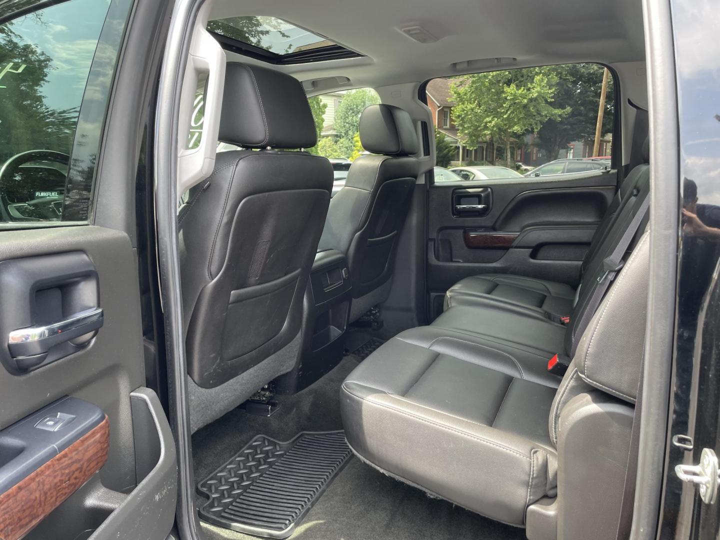 2014 black /black GMC Sierra 1500 SLT Crew Cab 4WD (3GTU2VEC5EG) with an 5.3L V8 OHV 16V engine, 6-Speed Automatic transmission, located at 101 N. Main Street, Muncy, PA, 17756, (570) 546-5462, 41.207691, -76.785942 - Photo#8