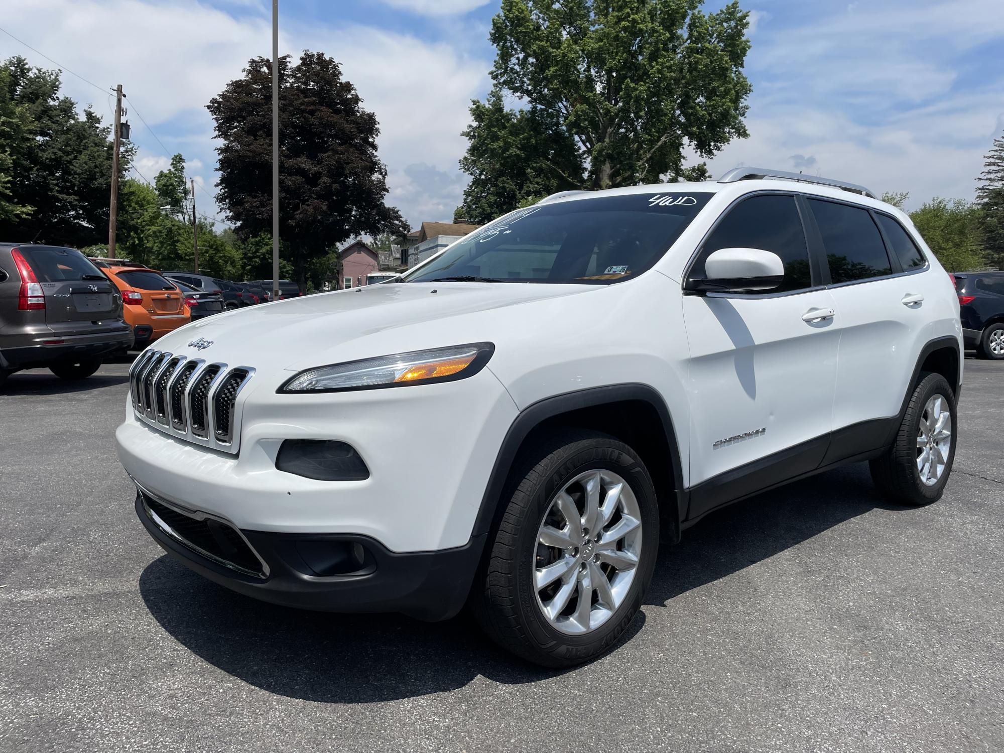 photo of 2014 Jeep Cherokee Limited 4WD