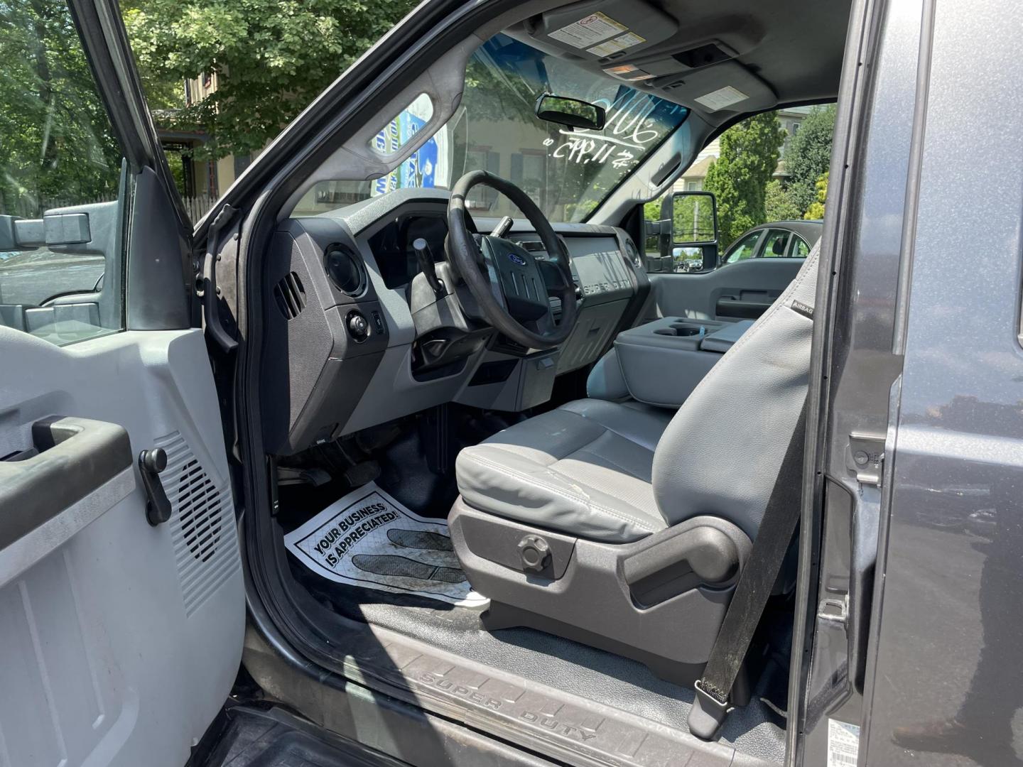 2015 Ford F-250 SD Crew Cab 4WD (1FT7W2B6XFE) with an 6.2L V8 OHV 16V engine, 6-Speed Automatic transmission, located at 101 N. Main Street, Muncy, PA, 17756, (570) 546-5462, 41.207691, -76.785942 - Photo#5