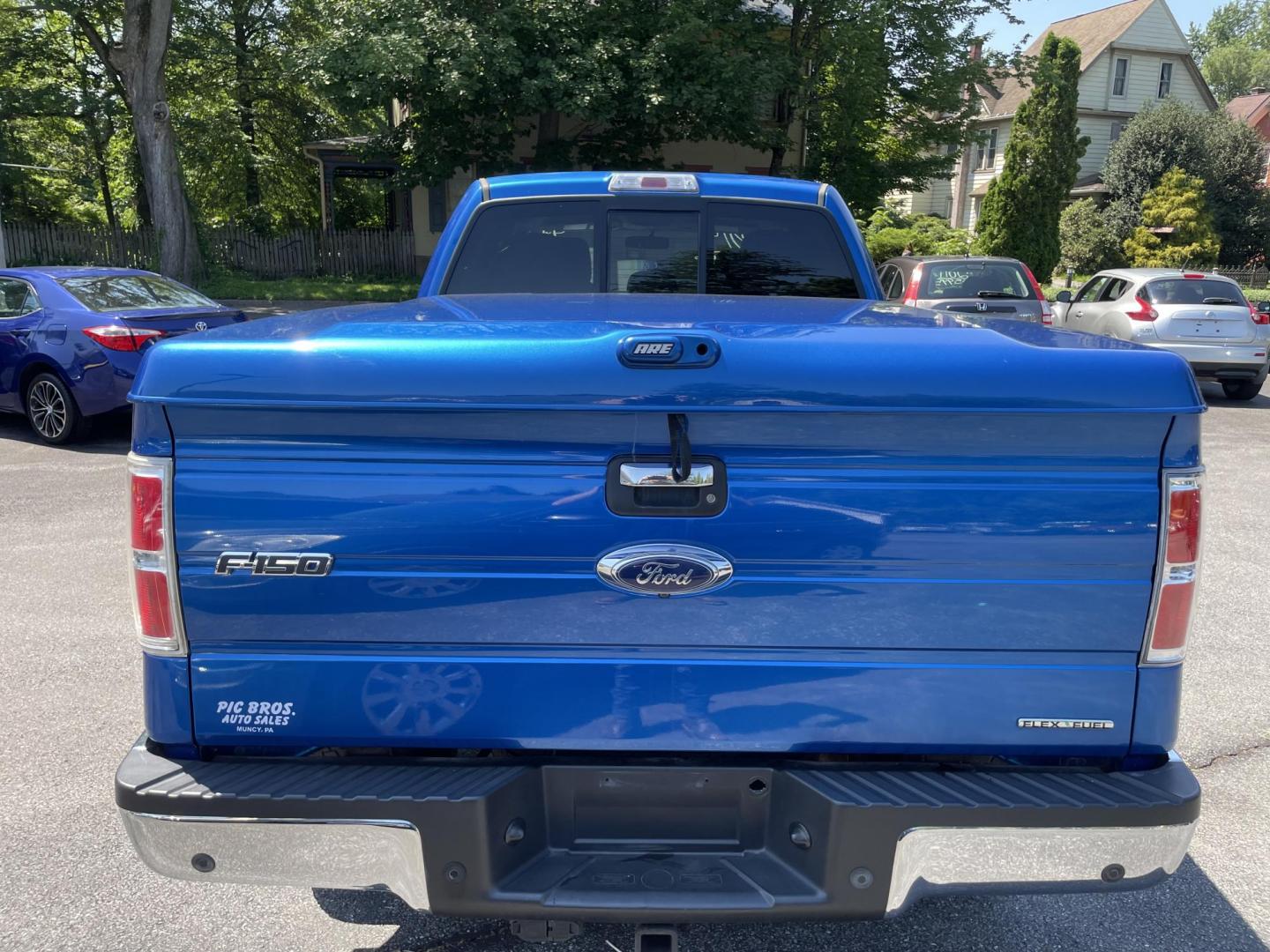 2014 blue /tan Ford F-150 XL SuperCrew 5.5-ft. Bed 4WD (1FTFW1EF1EF) with an 5.0L V8 engine, 6-Speed Automatic transmission, located at 101 N. Main Street, Muncy, PA, 17756, (570) 546-5462, 41.207691, -76.785942 - Photo#6