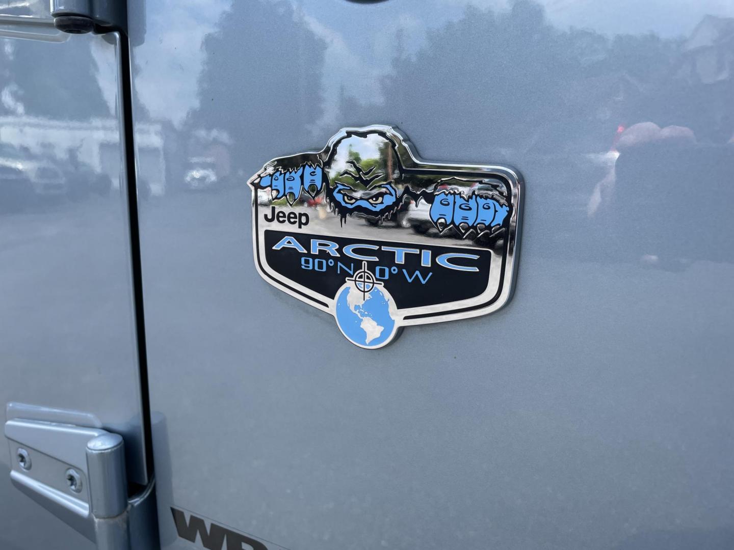 2012 blue /black Jeep Wrangler Sahara Arctic Edition 4WD (1C4AJWBG1CL) with an 3.6L V6 DOHC 24V FFV engine, Auto transmission, located at 101 N. Main Street, Muncy, PA, 17756, (570) 546-5462, 41.207691, -76.785942 - Photo#6