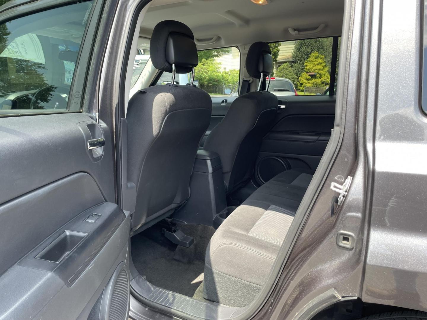 2015 Jeep Patriot Latitude 4WD (1C4NJRFB3FD) with an 2.4L L4 DOHC 16V engine, located at 101 N. Main Street, Muncy, PA, 17756, (570) 546-5462, 41.207691, -76.785942 - Photo#5