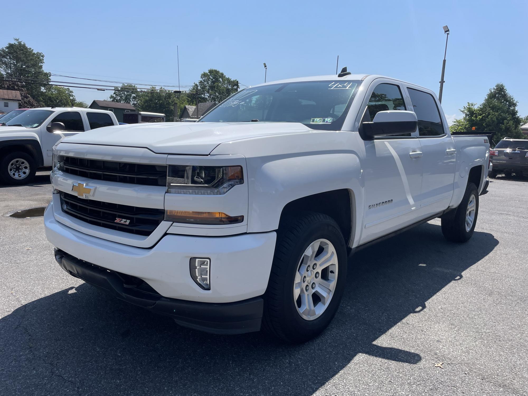 photo of 2017 Chevrolet Silverado 1500 LT Crew Cab 4WD