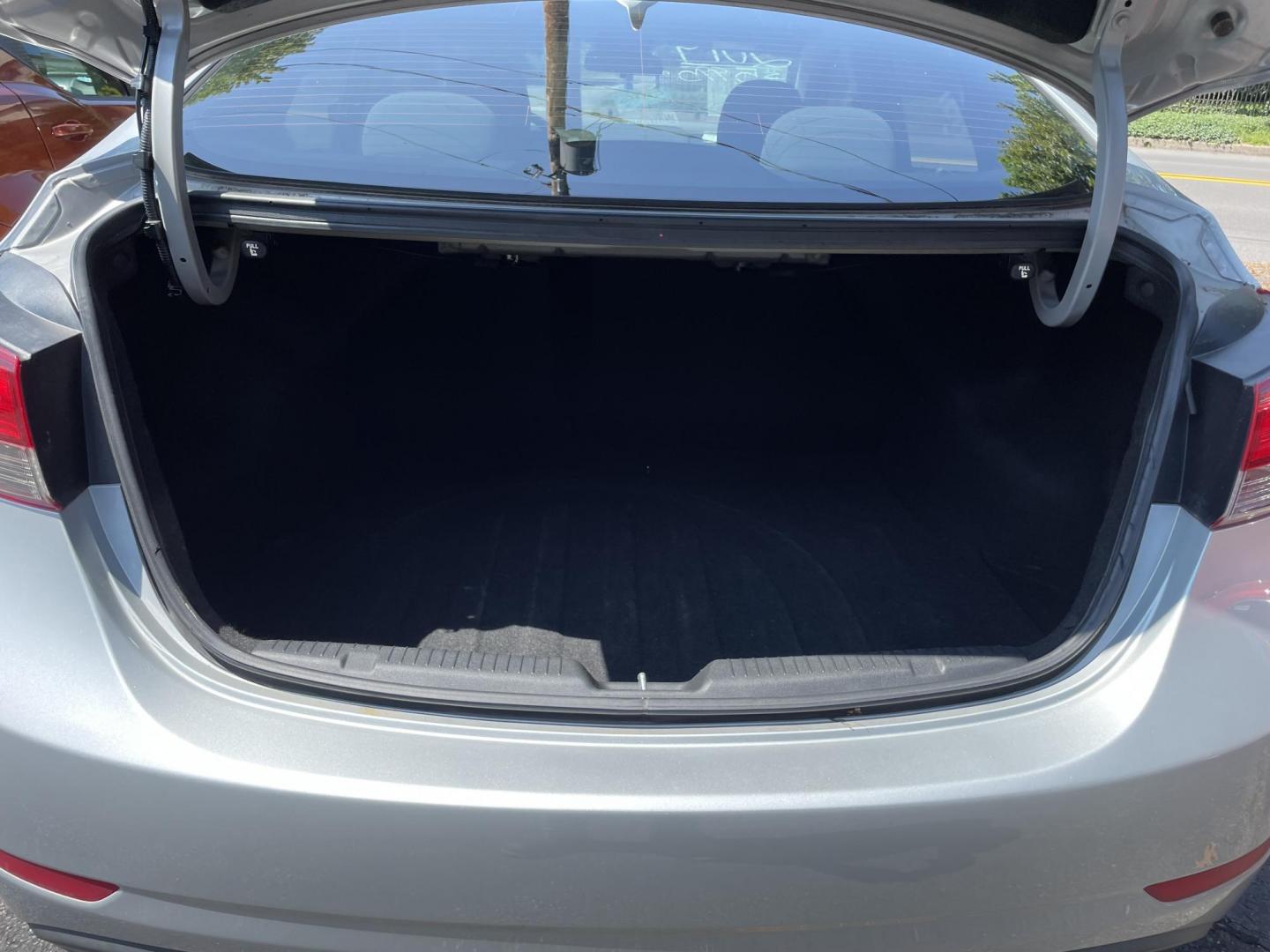 2014 silver Hyundai Elantra Limited (5NPDH4AE4EH) with an 1.8L L4 DOHC 16V engine, 6-Speed Automatic transmission, located at 101 N. Main Street, Muncy, PA, 17756, (570) 546-5462, 41.207691, -76.785942 - Photo#6