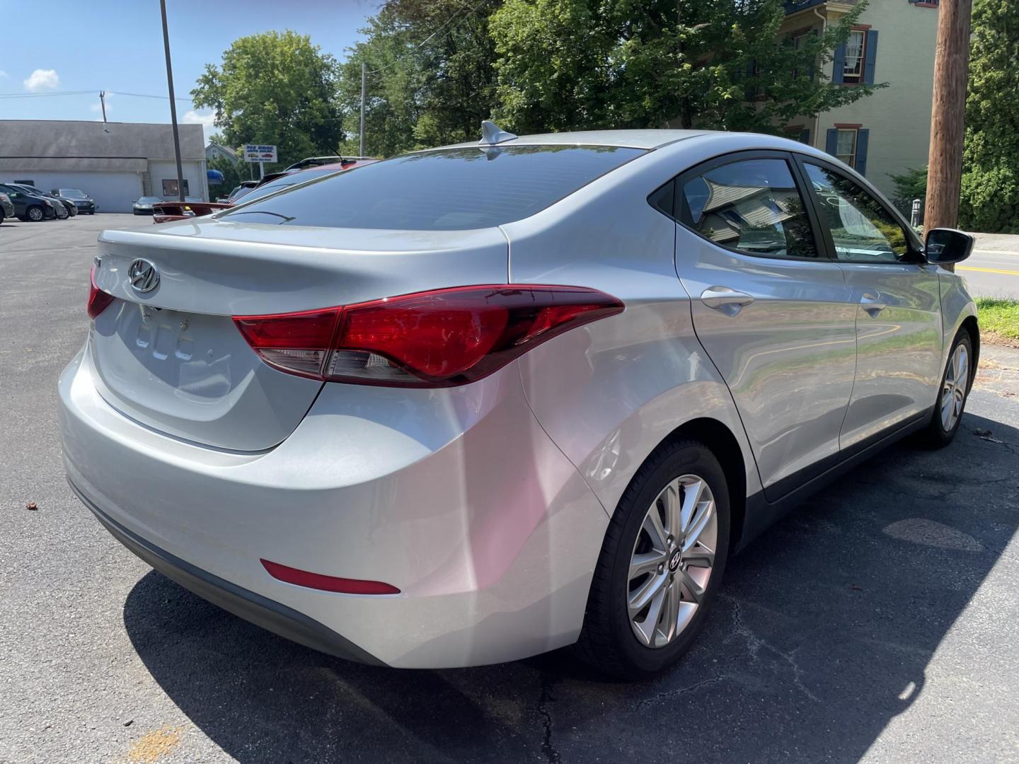2014 silver Hyundai Elantra Limited (5NPDH4AE4EH) with an 1.8L L4 DOHC 16V engine, 6-Speed Automatic transmission, located at 101 N. Main Street, Muncy, PA, 17756, (570) 546-5462, 41.207691, -76.785942 - Photo#3