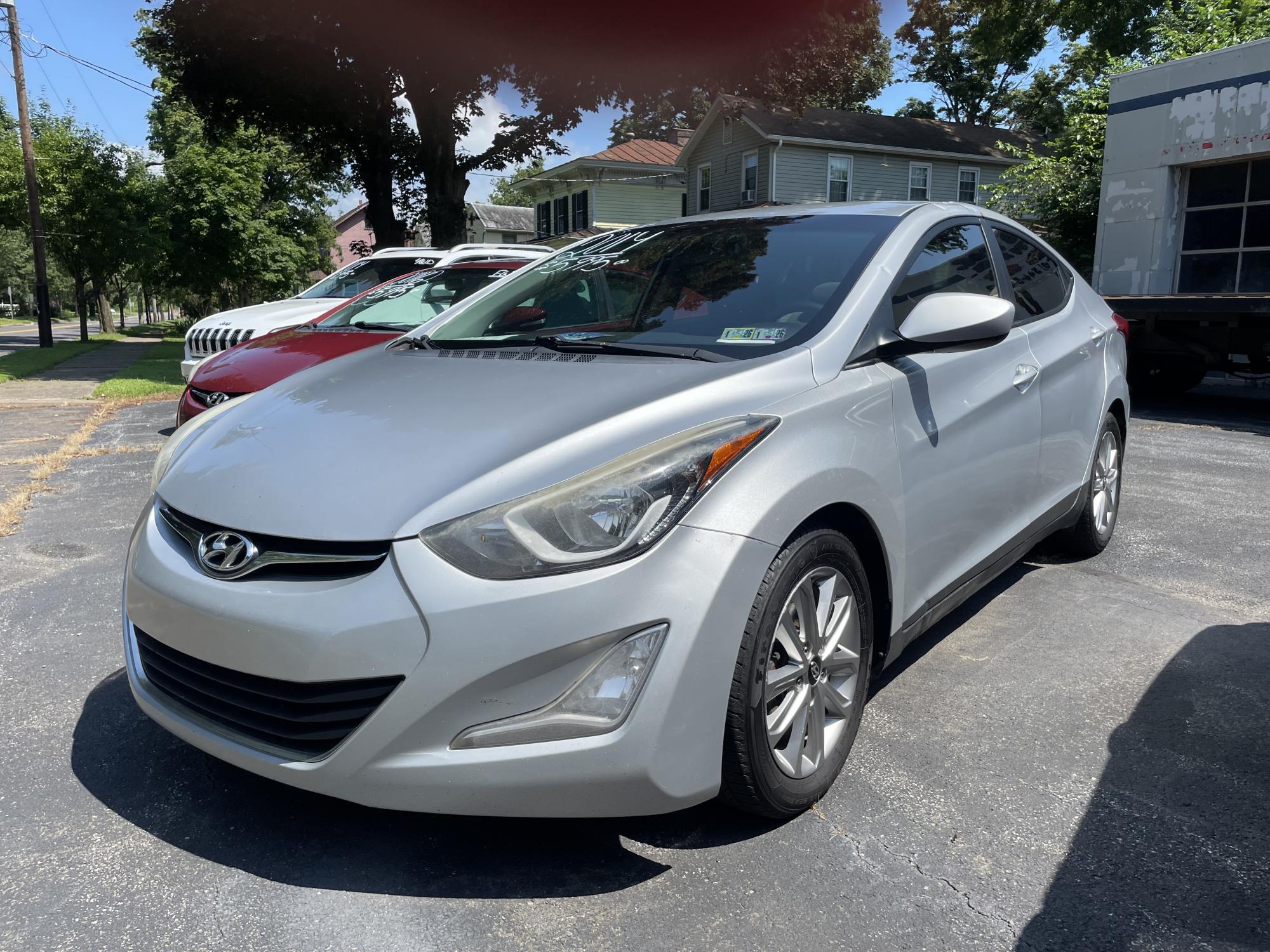 photo of 2014 Hyundai Elantra Limited
