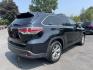 2015 black /black Toyota Highlander LE AWD V6 (5TDBKRFH6FS) with an 3.5L V6 DOHC 24V engine, 6-Speed Automatic transmission, located at 101 N. Main Street, Muncy, PA, 17756, (570) 546-5462, 41.207691, -76.785942 - Photo#2