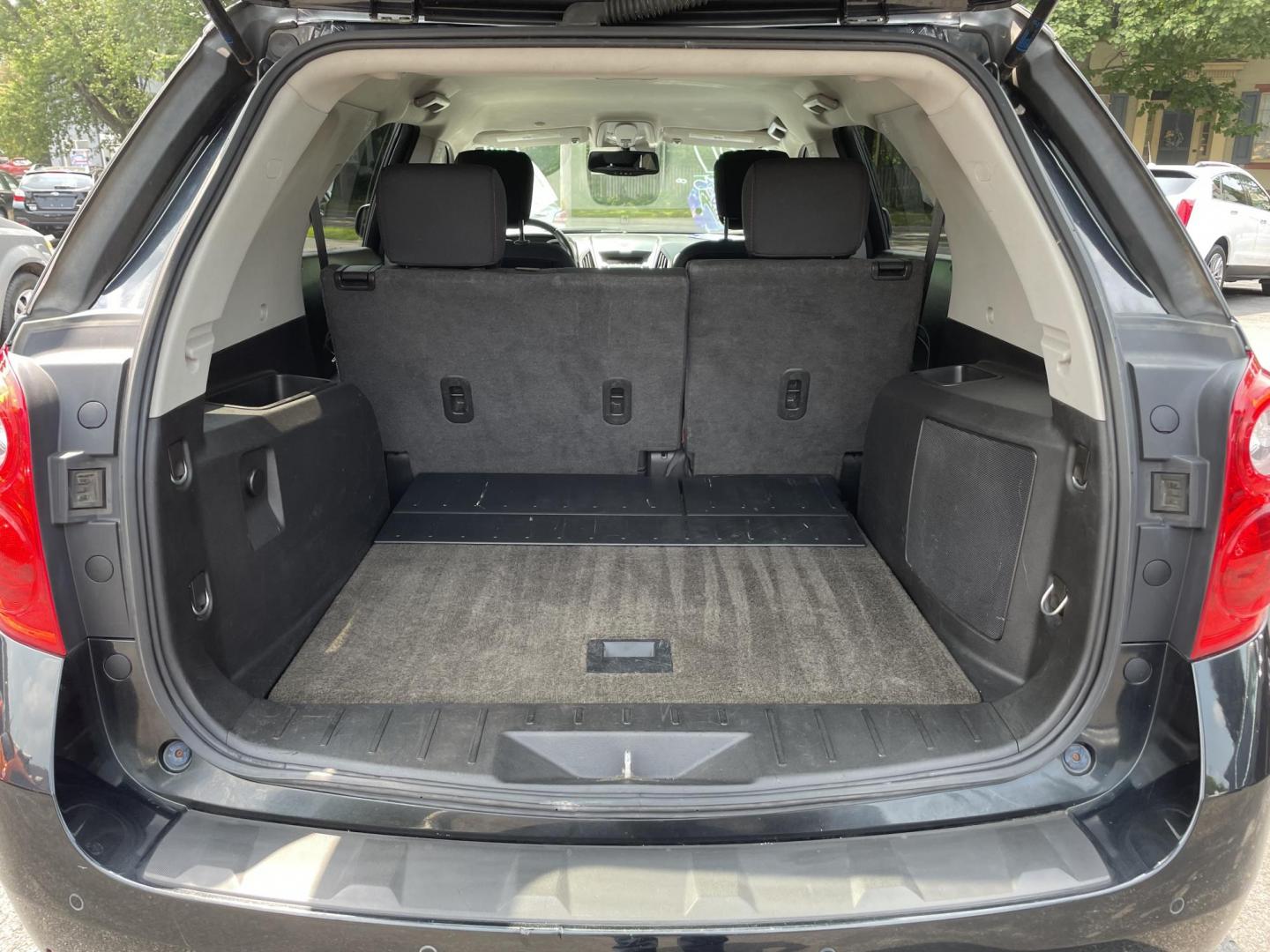 2011 black Chevrolet Equinox 2LT AWD (2CNFLNEC8B6) with an 2.4L L4 DOHC 16V engine, 6-Speed Automatic transmission, located at 101 N. Main Street, Muncy, PA, 17756, (570) 546-5462, 41.207691, -76.785942 - Photo#7