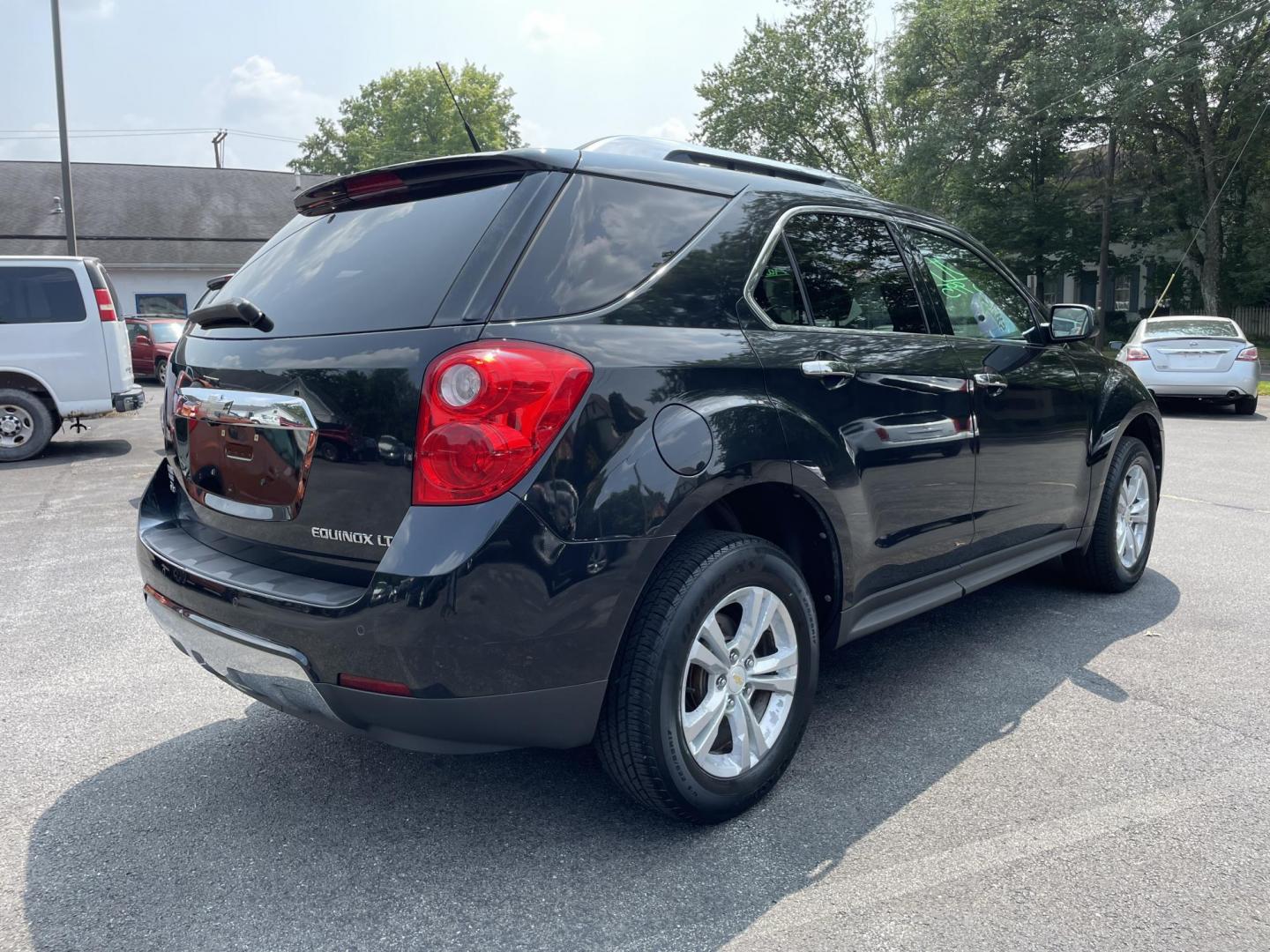 2011 black Chevrolet Equinox 2LT AWD (2CNFLNEC8B6) with an 2.4L L4 DOHC 16V engine, 6-Speed Automatic transmission, located at 101 N. Main Street, Muncy, PA, 17756, (570) 546-5462, 41.207691, -76.785942 - Photo#2