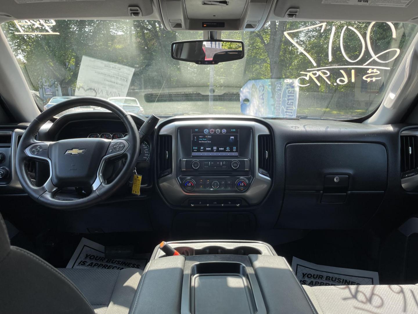 2017 blue /black Chevrolet Silverado 1500 LT Crew Cab 4WD (3GCUKREC5HG) with an 5.3L V8 OHV 16V engine, 6A transmission, located at 101 N. Main Street, Muncy, PA, 17756, (570) 546-5462, 41.207691, -76.785942 - Photo#5