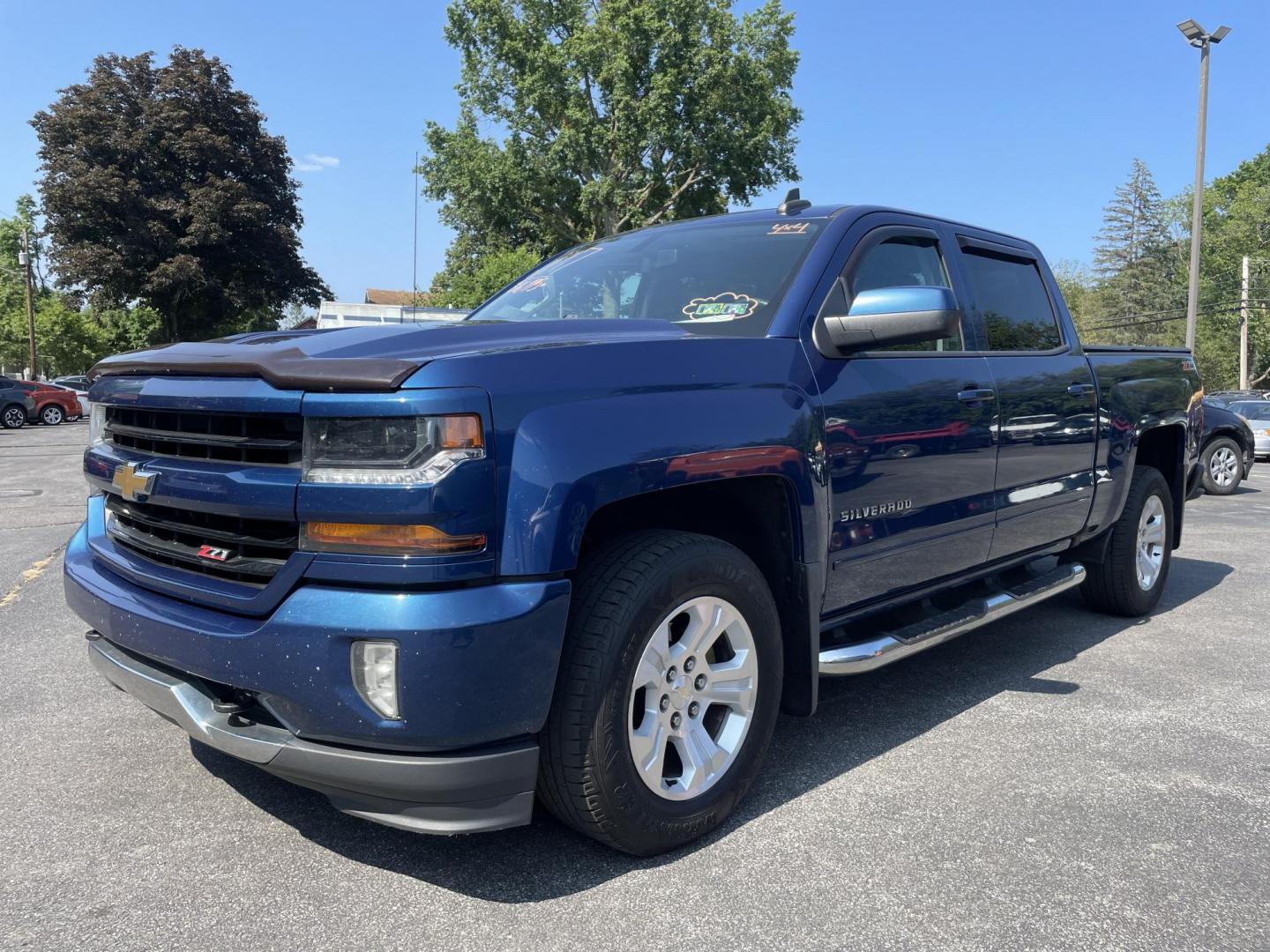 2017 blue /black Chevrolet Silverado 1500 LT Crew Cab 4WD (3GCUKREC5HG) with an 5.3L V8 OHV 16V engine, 6A transmission, located at 101 N. Main Street, Muncy, PA, 17756, (570) 546-5462, 41.207691, -76.785942 - Photo#0