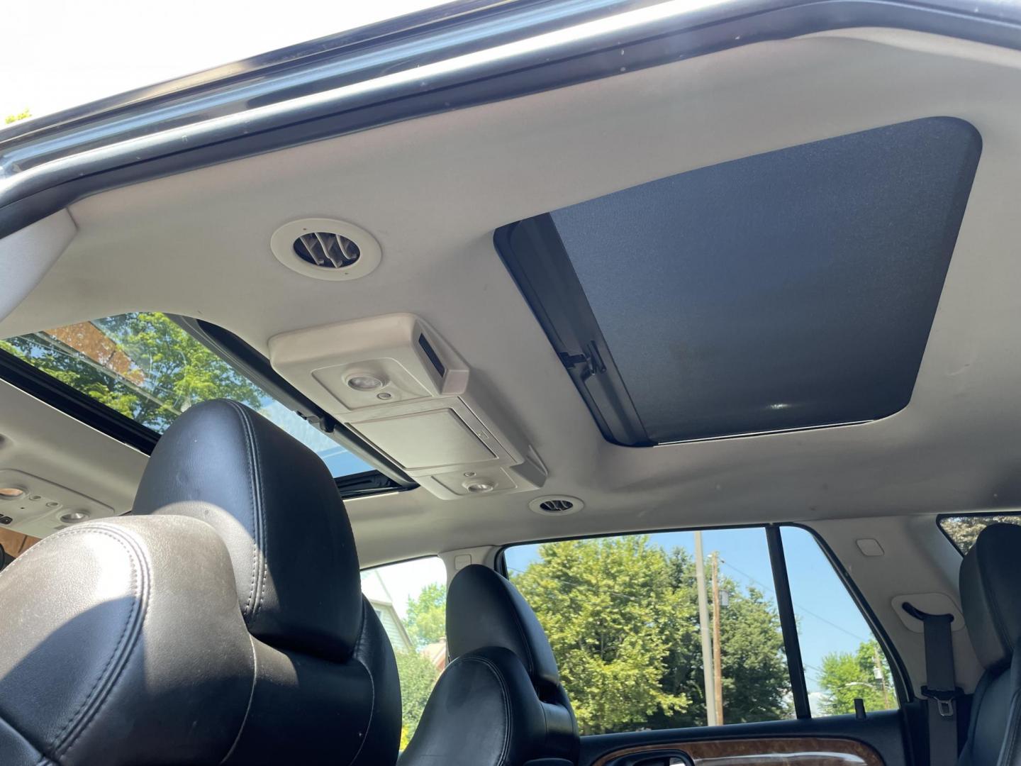 2011 Buick Enclave CXL-2 AWD (5GAKVCED7BJ) with an 3.6L V6 DOHC 24V engine, 6-Speed Automatic Overdrive transmission, located at 101 N. Main Street, Muncy, PA, 17756, (570) 546-5462, 41.207691, -76.785942 - Photo#9