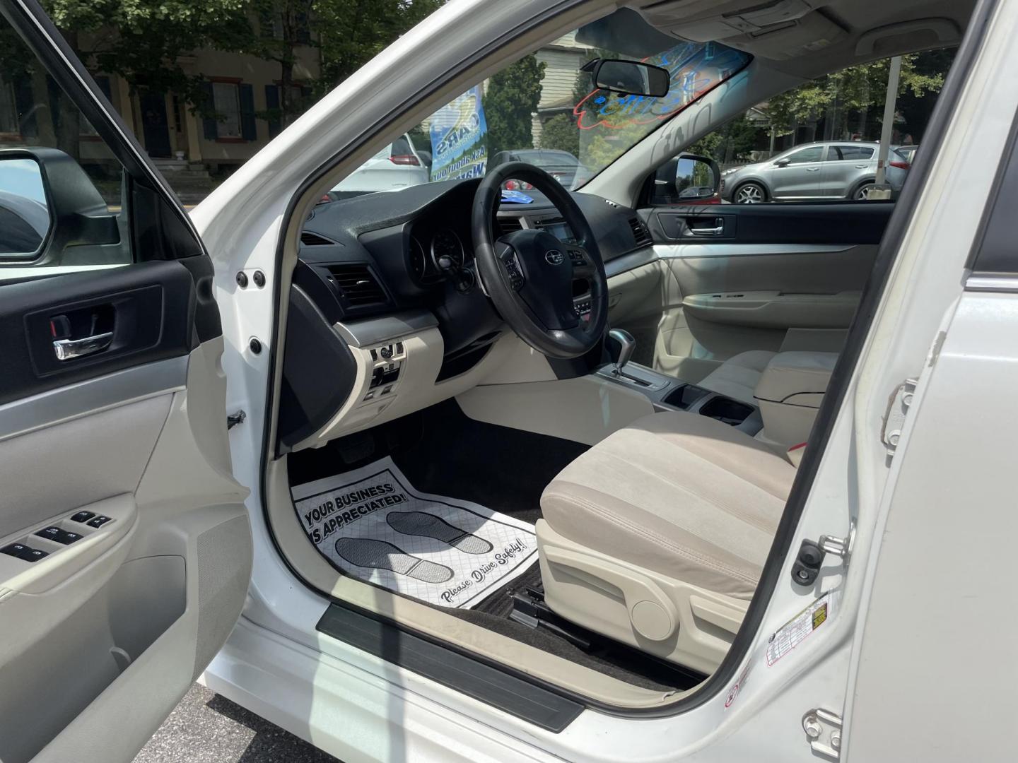 2013 White /tan Subaru Legacy 2.5i (4S3BMBA6XD3) with an 2.5L H4 SOHC 16V engine, Continuously Variable Transmission transmission, located at 101 N. Main Street, Muncy, PA, 17756, (570) 546-5462, 41.207691, -76.785942 - Photo#4